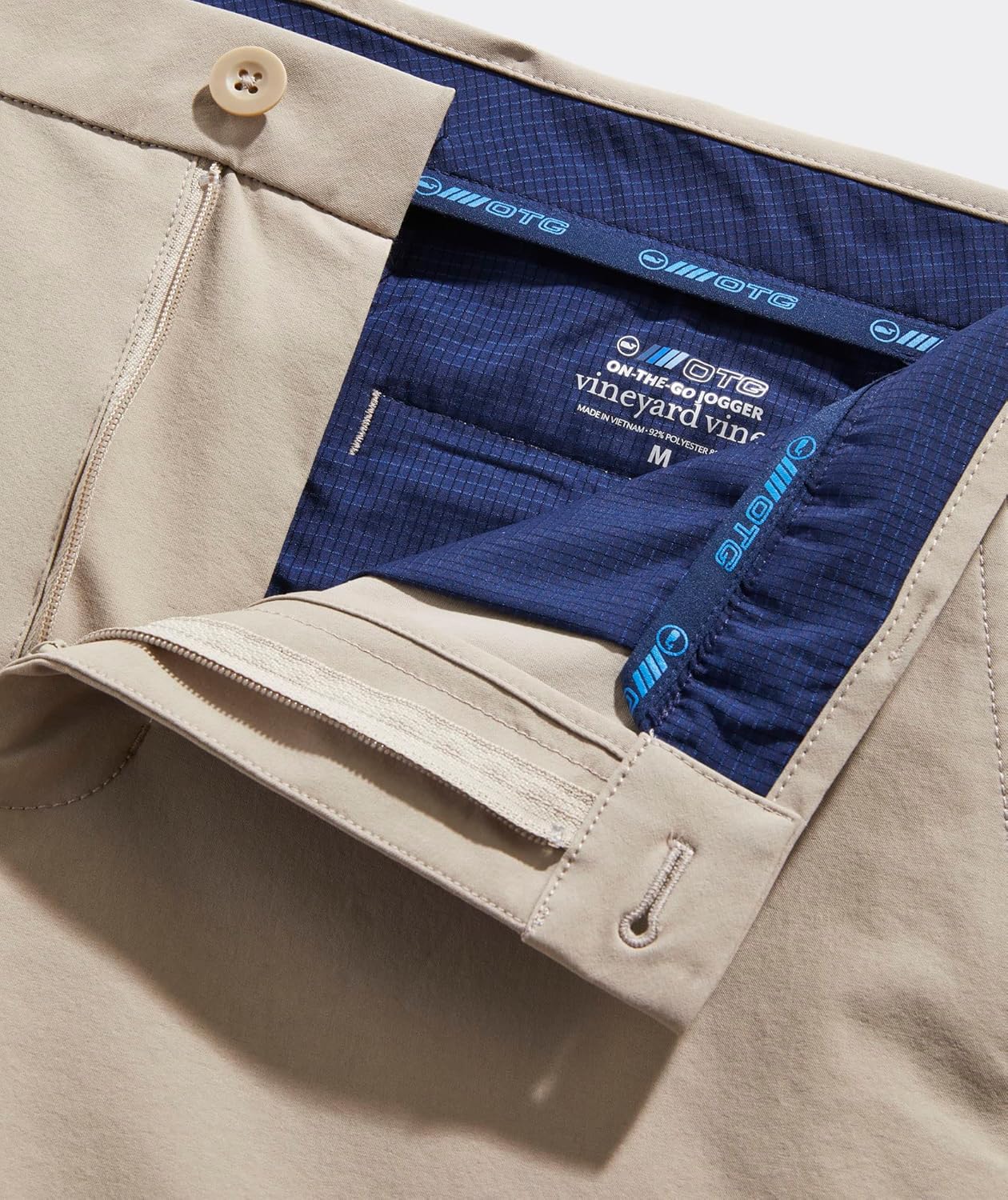 Vineyard Vines Men's 9 Inch On-The-go Shorts