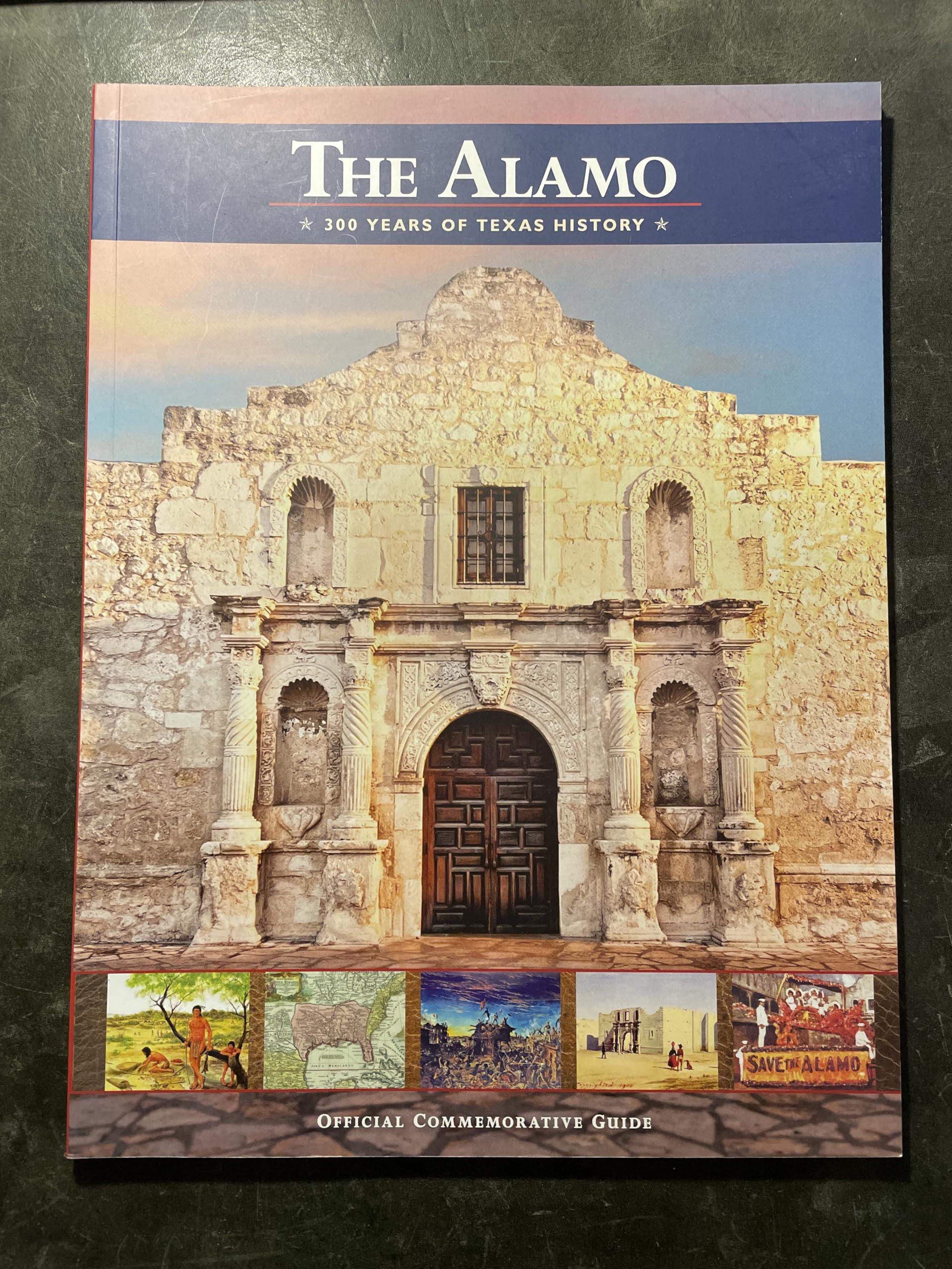 Alamo 300 Years of Texas History Christopher G. Capen 9781935442387