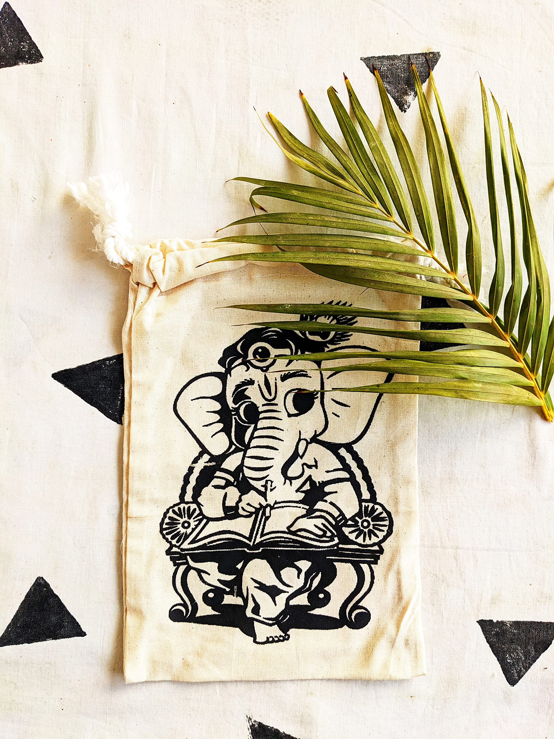 Deshkari ! Canvas white potli pouches for return gifts with Black Ganesh Print | gift bags for wedding | potli bags for return gifts (15)-picture-24