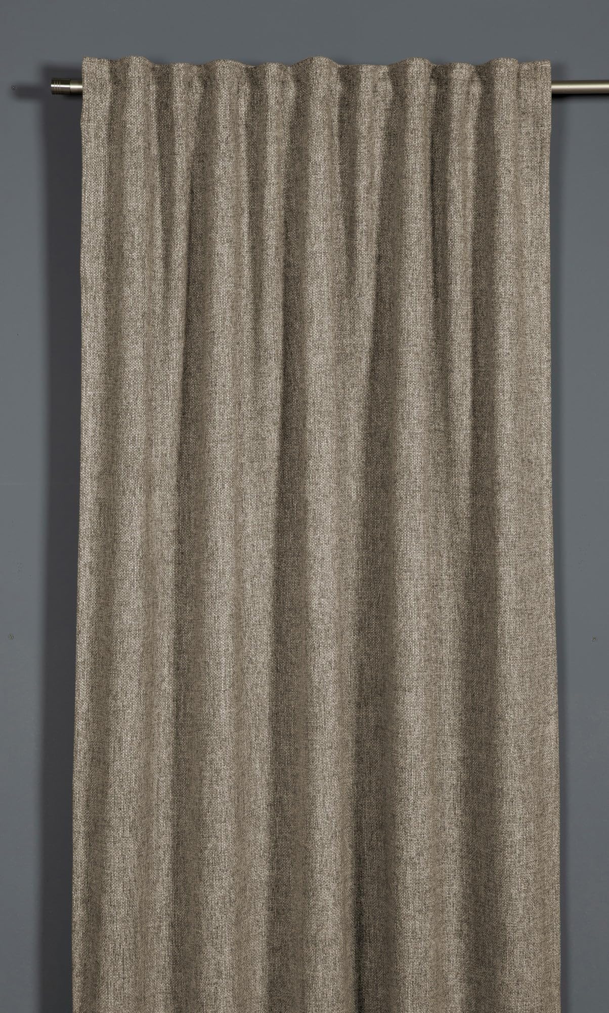 Sehlbach Fertiggardine mit Gardinenband, Dimout Polarfleece, Braun, 130 x 245 cm Gardinen, Energiesparend Im Winter, Wärmeabweisend Im Sommer, Blickdicht, Einfache Befestigung