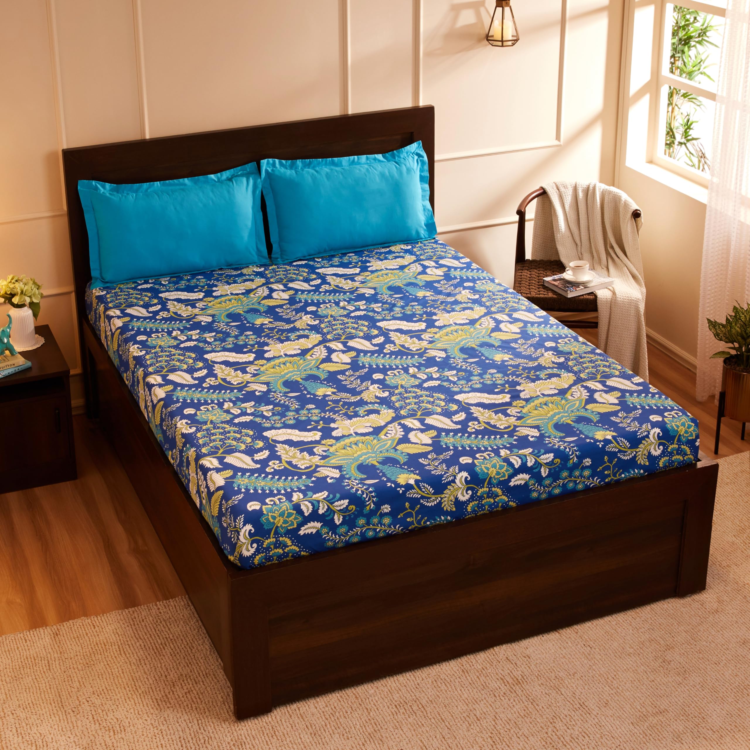 Amazon Brand - Solimo Floral Treasure 144 TC 100% Cotton Double Bedsheet with Two Pillow Covers, Soft and Smooth (Traditional, Blue and Green)-image-0