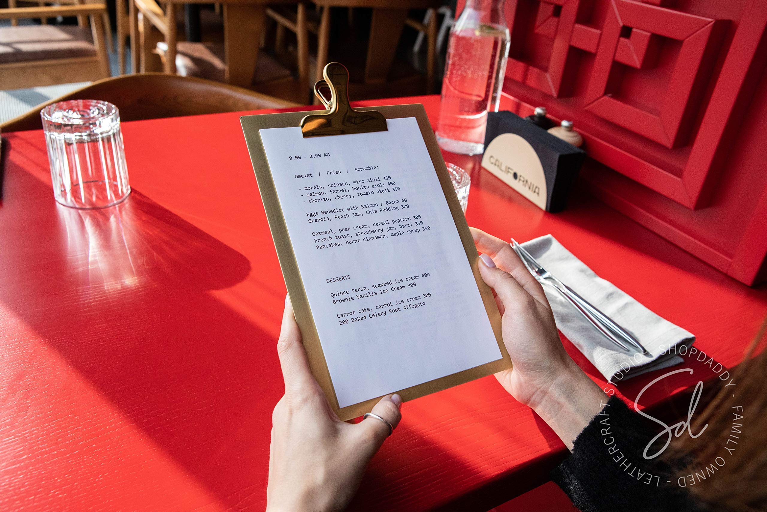 Brass Copper Menu Holder with Clip-Menu Covers, Menu Board for Restaurant, Clipboard Menu, Hard Menu Covers, Restaurant Menu Covers, Menu Folder, Rustic Clipboards, Menu Bar, Wedding Sign Stand