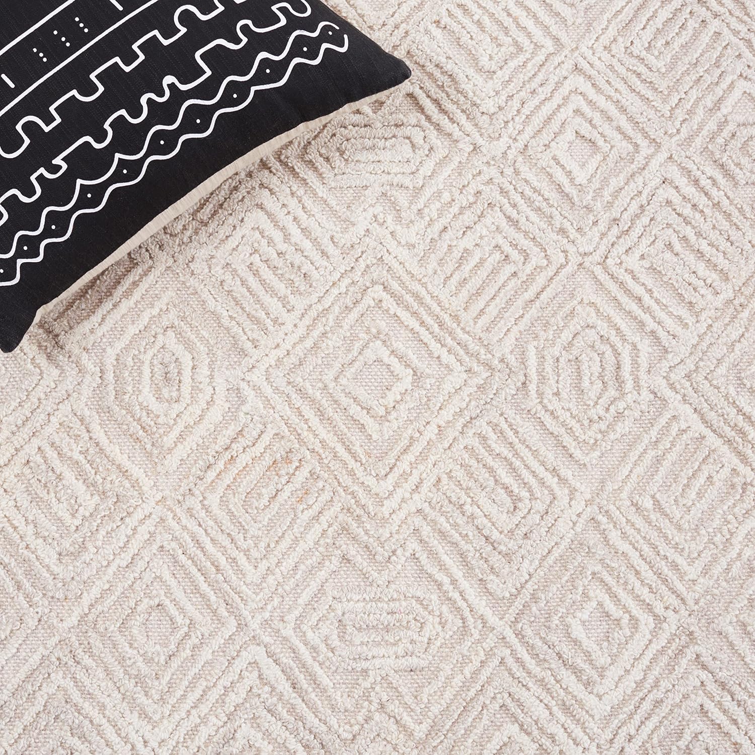 SAFAVIEH Textural Collection Runner Rug - 2'3" x 9', Beige, Handmade Wool, Ideal for High Traffic Areas in Living Room, Bedroom (TXT201B)