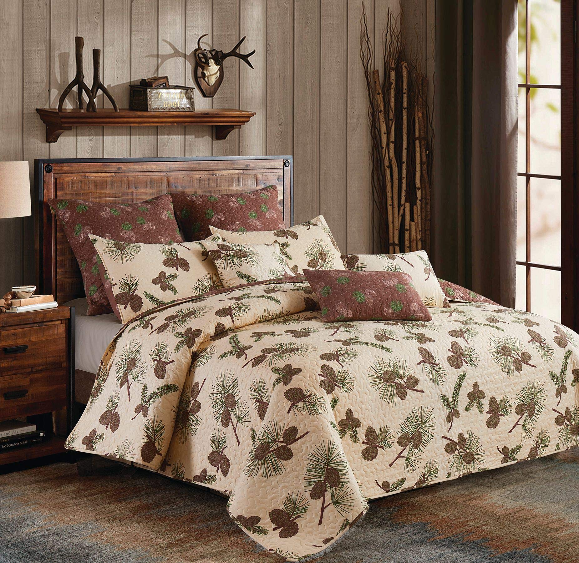 Virah Bella Lodge Queen Quilt Set - Forest Pines Quilt and Standard Shams Bedding Set with Pinecone Patchwork Pattern