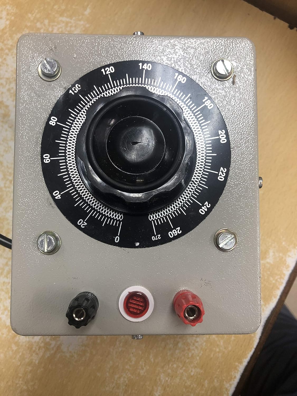 Skyking Portable Close Type 1 Phase 0 to 270V AC/2A Variac/Dimmerstat