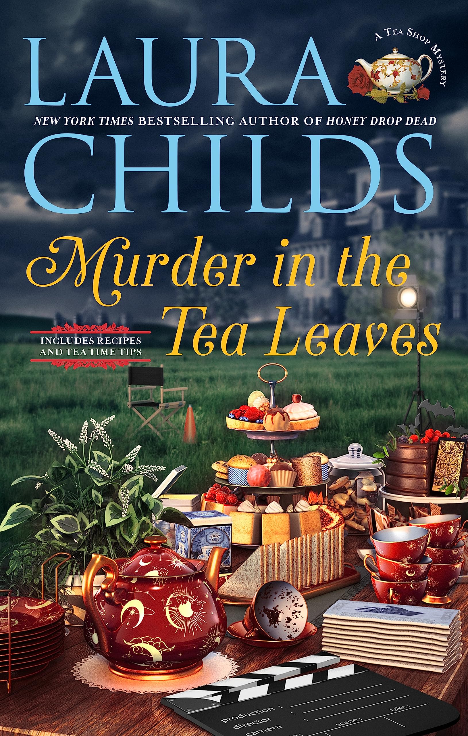 Murder in the Tea Leaves (A Tea Shop Mystery Book 27) (English Edition)