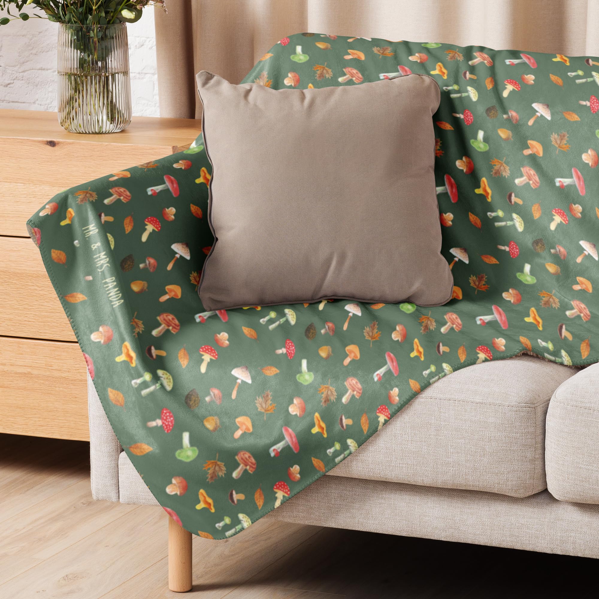 Mr. & Mrs. Panda Decke Pilz Wald 130 x 155 cm - Geschenk, Kuscheldecke, Laub Muster, Pilze, Sofadecke, Wohndecke, Wärmedecke, Heimdecke