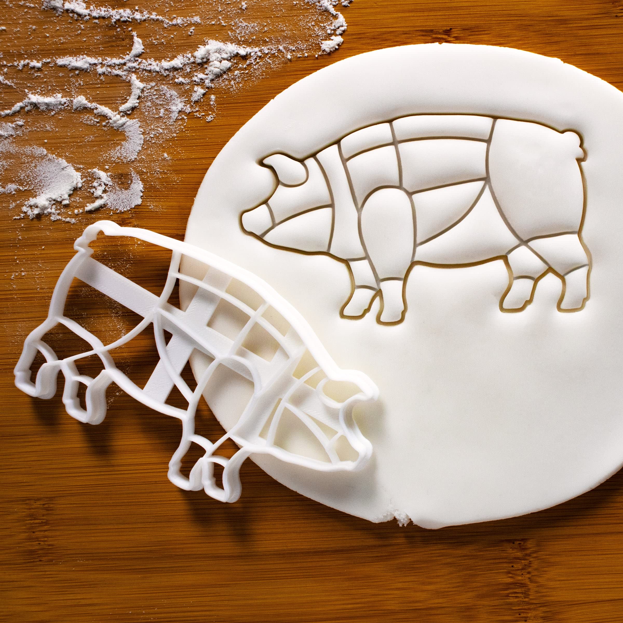 ensemble de 5 emporte-pièces coupe boucherie (motifs: poulet, vache, porc, agneau et poisson), 5 pièces