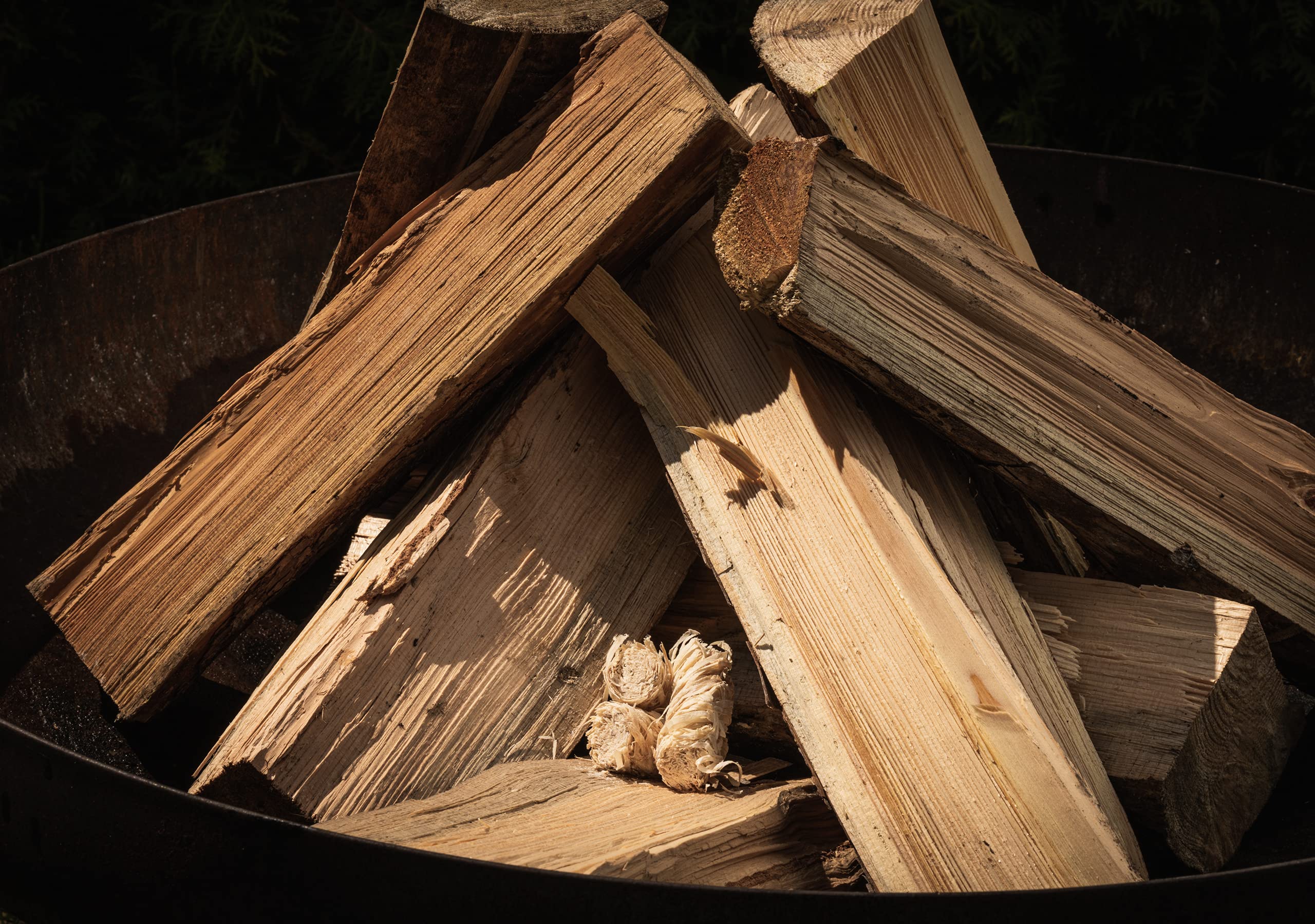 Axtschlag Premium Anzündwolle 6 x 1kg | Holzwolle Wachs Kaminanzünder | ökologischer Grillanzünder Holzanzünder | Anzünder für Kamin Grill Ofen