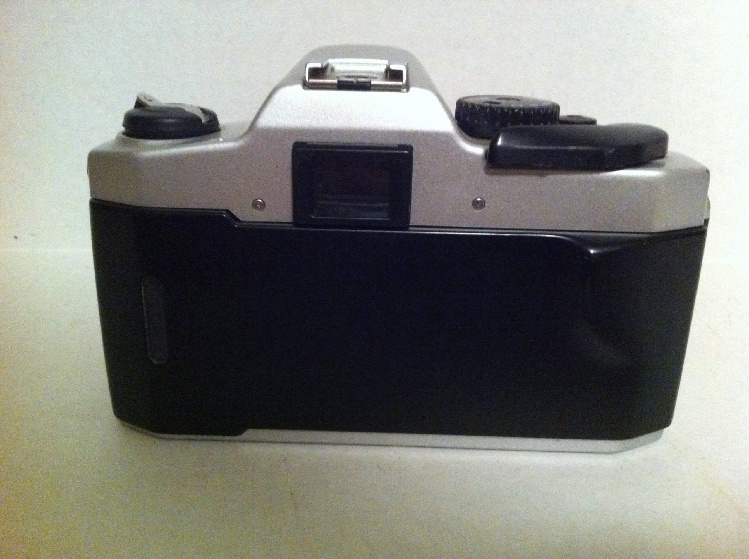 Lot Appareil Photo Argentique Vivitar V2000 + Objectif Zoom 35-70mm 1:3.5 4.8 - Occasion