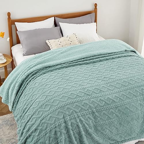 Bedsure Manta Sherpa de tamaño Queen para cama, mullida, suave y acogedora, tamaño Queen, manta de vellón gruesa y cálida para invierno, verde