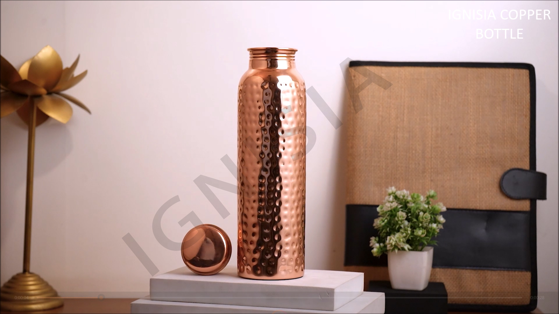 Amazon.com: Ignisia Copper Water Bottle 34oz – 100% Pure Hammered