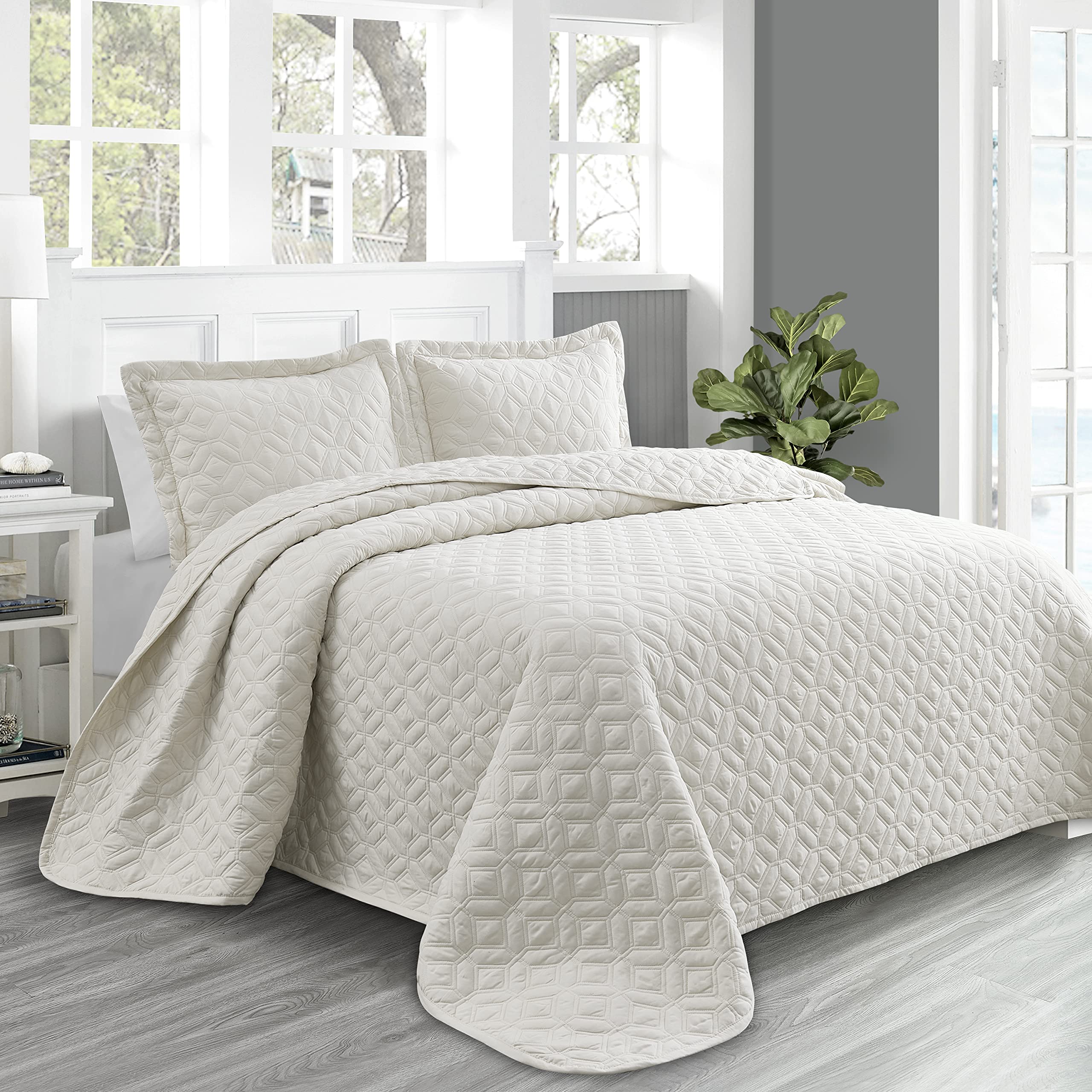 PHRIXUS Quilt King Size Oversized Lightweight Double Sided Stitching Coverlet Bedspread Soft Microfiber All Season Bedding Cover with Pillow Shams (Beige, 118"x106")