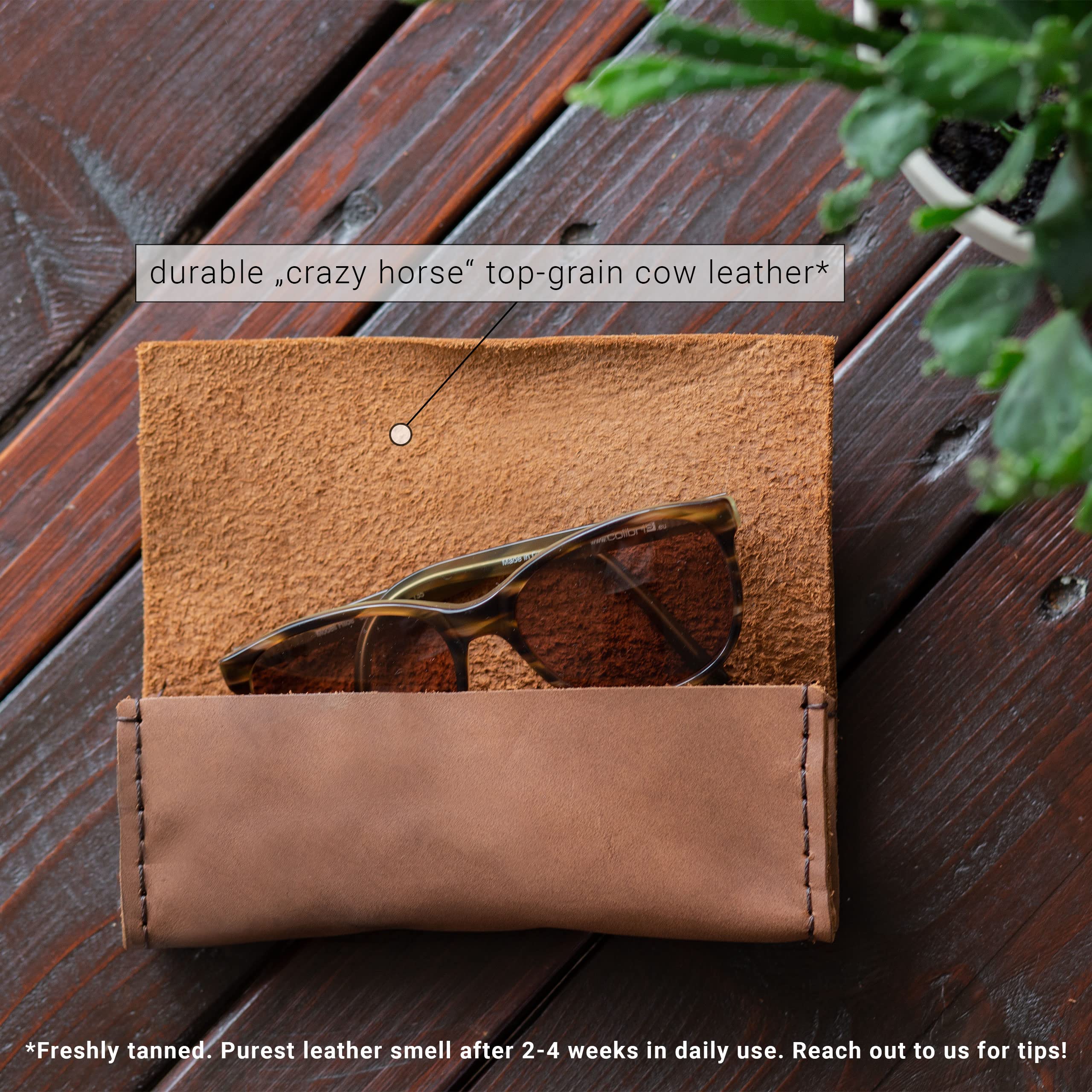 hecho. Brillenetui - Handgefertigt, 100% echtes Leder & Fair-Trade (Sonnenbrillen Etui Tasche Hülle Schutz Brille Lesebrille Tagesbrille Lesebrillenetui Herren Damen Unisex)