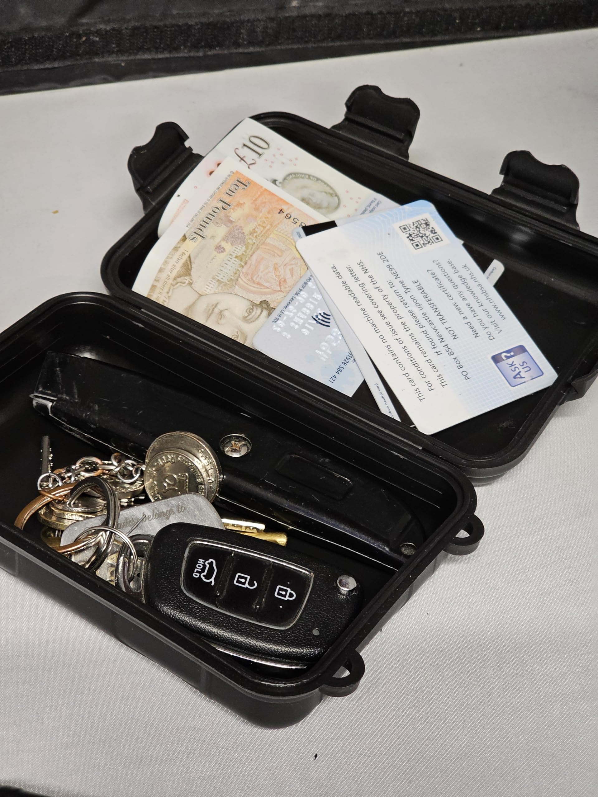 Magnetic Secret Stash Box Hidden Storage for Car - Image 4