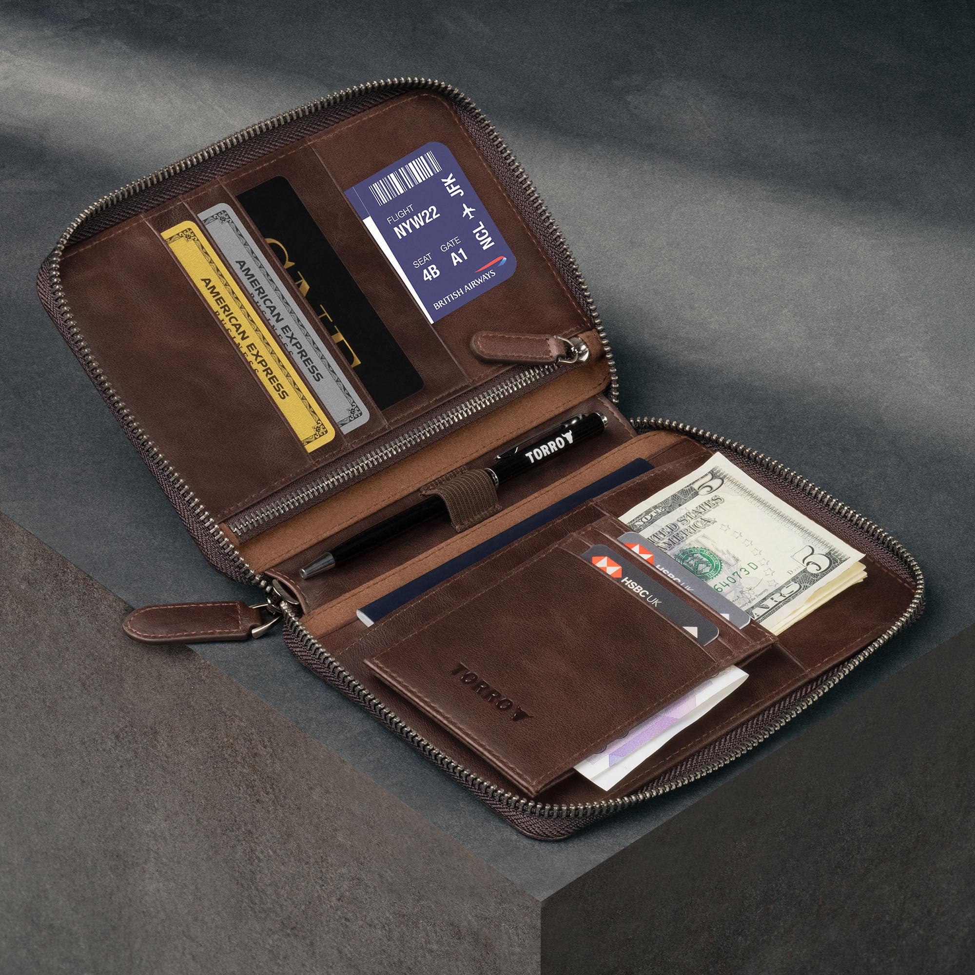 TORRO Portefeuille de Voyage - Organisateur de Voyage en Cuir Véritable avec Porte-Passeport et Porte-Cartes Détachables
