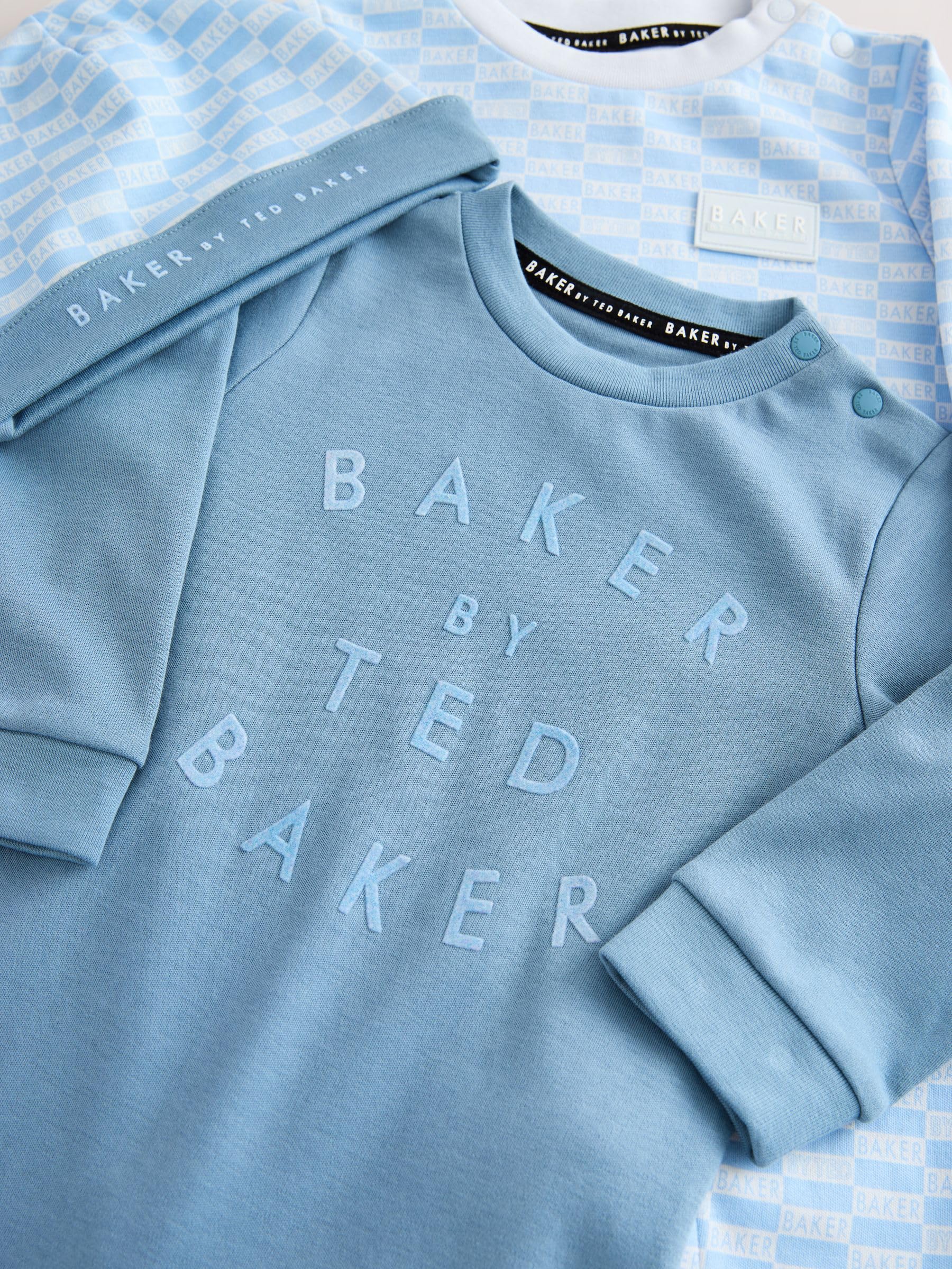 Noworodki chłopcy Niebieski komplet Baker by Ted Baker: śpioszki i dwustronna czapka