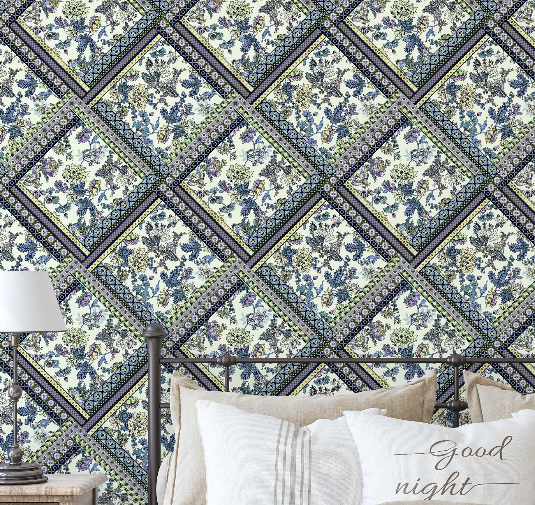 Papier peint amovible adapté aux locataires pour relooker un mur bleu floral