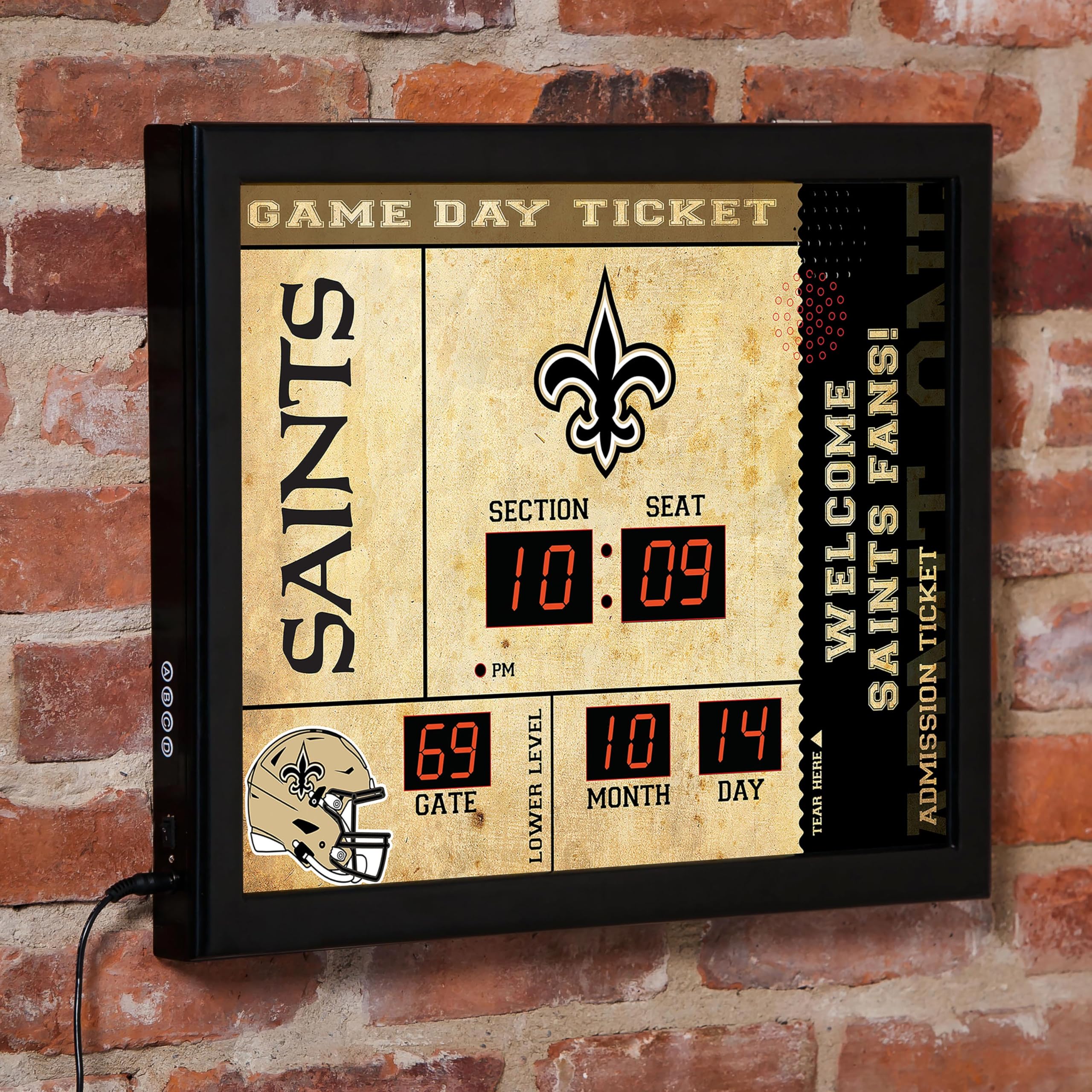 Amazon.com: NFL New Orleans Saints Scoreboard Digital Wall Clock