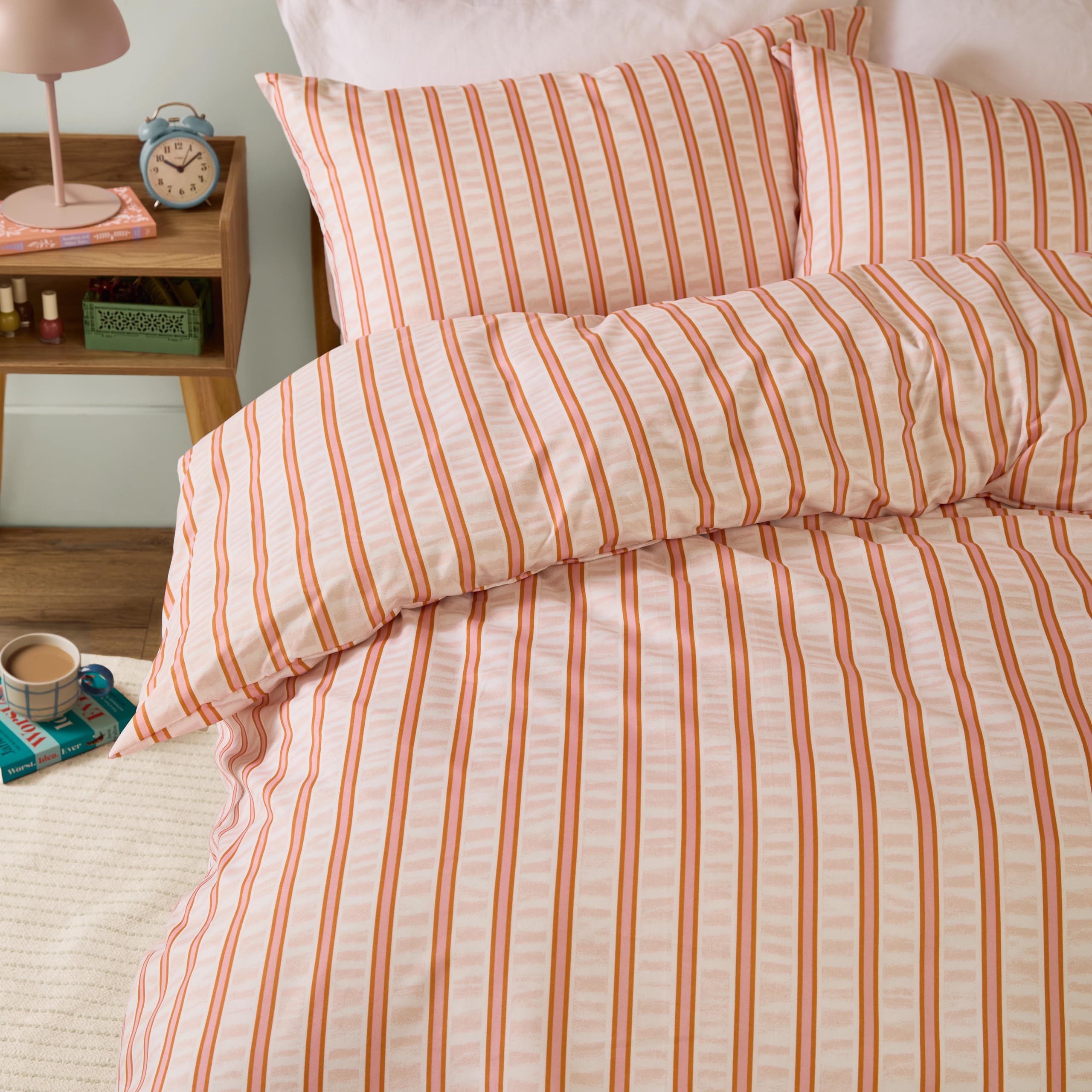 Duvet Day Hettie Duvet Cover Set – Reversible Ultra Soft Striped Seersucker Effect Bedding Set (Orange/Pink - Single)