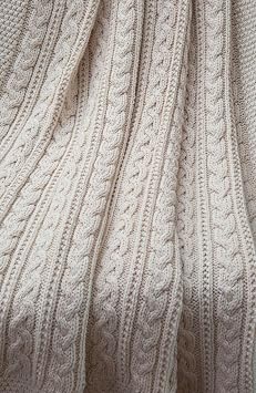 SAOL Knitwear Bed Scarf Runner Irish Chunky Cable Knit Throw Cover Made of Soft Wool Blend (Natural, King Bed)