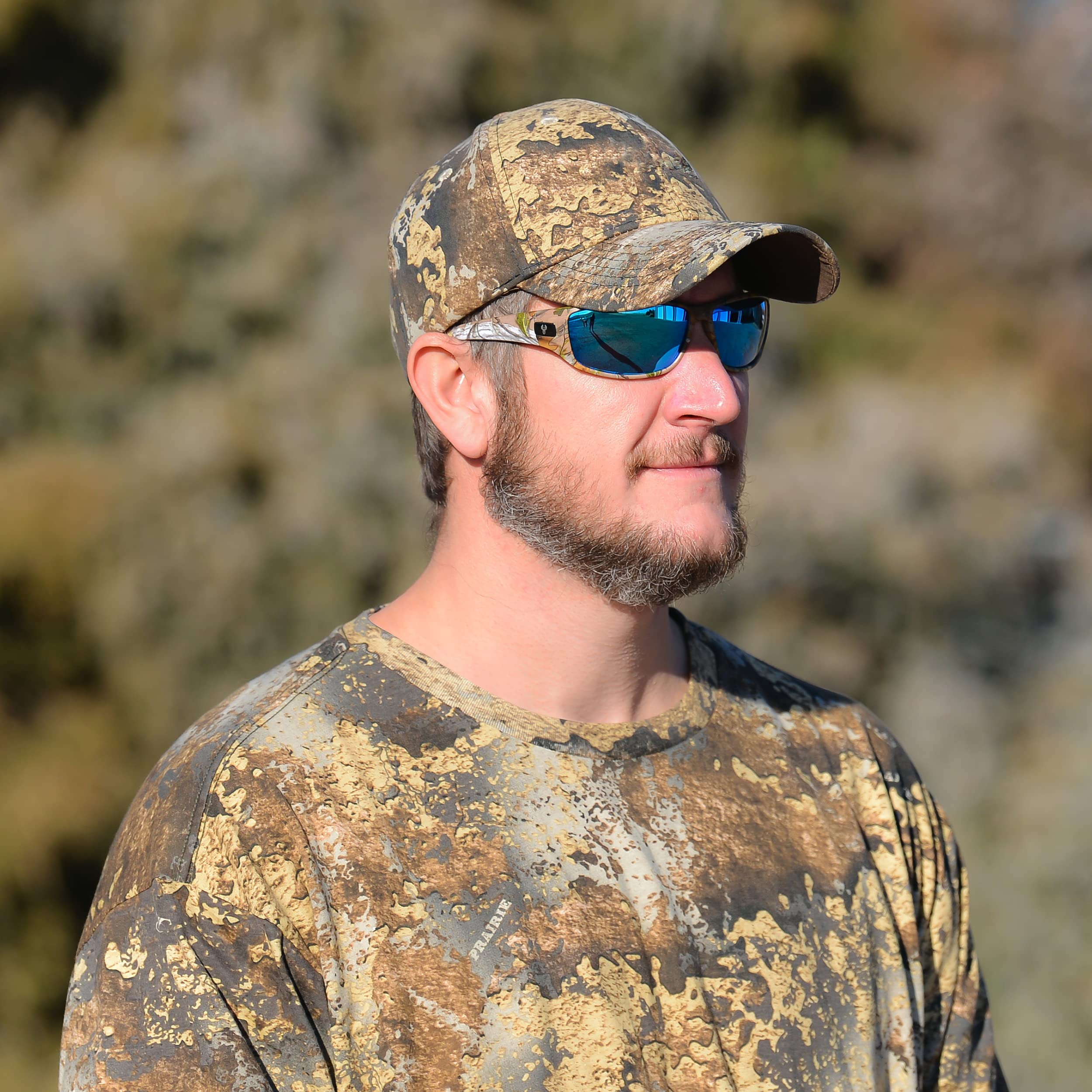 Hornz Gafas de sol polarizadas de camuflaje marrón bosque para hombres – WhiteTail – Bolsa de microfibra a juego libre, Camuflaje Bosque café, Medium