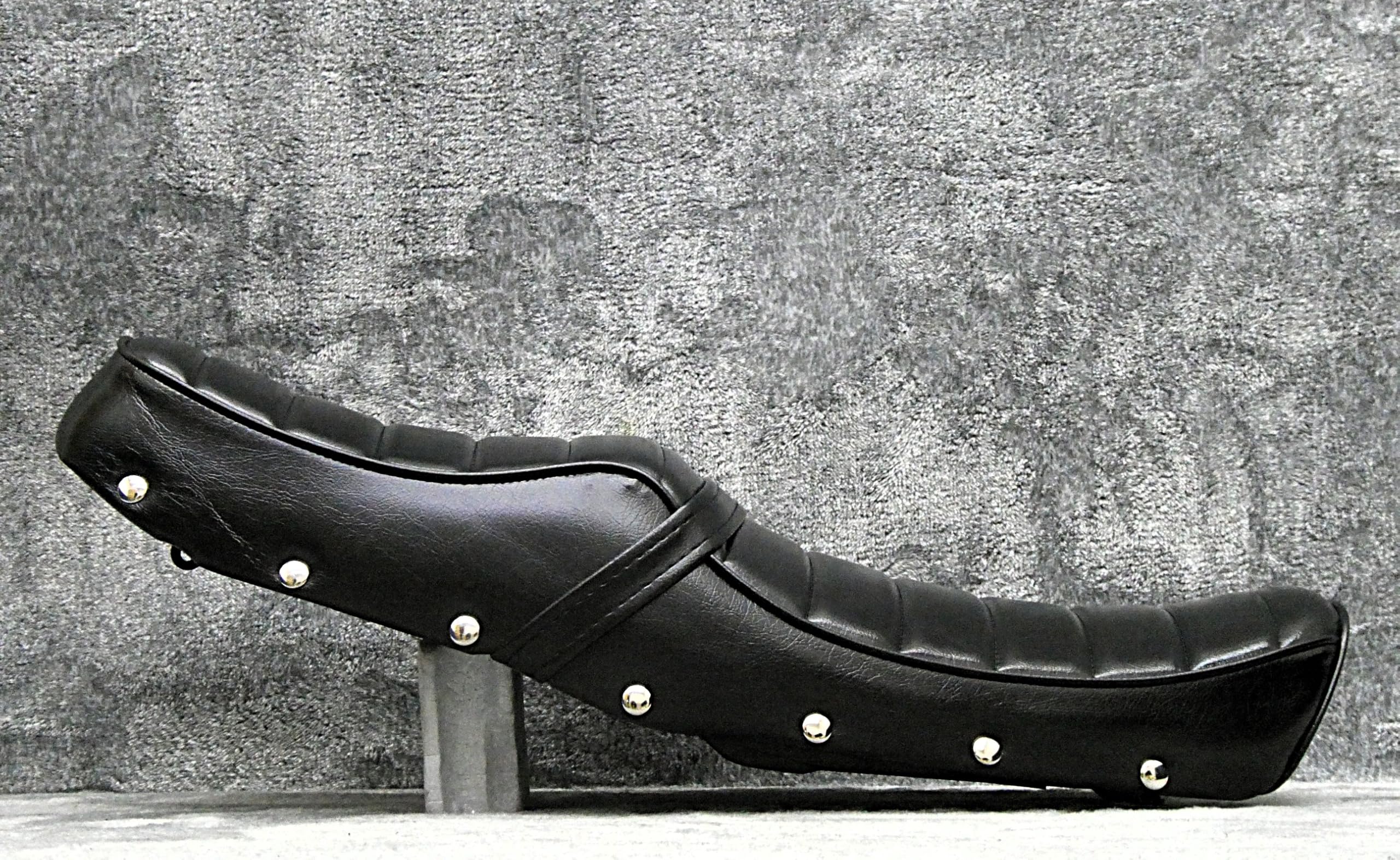 Amazon | GB350Sエス 鋲打ち 黒皮 標準 タックロールシート