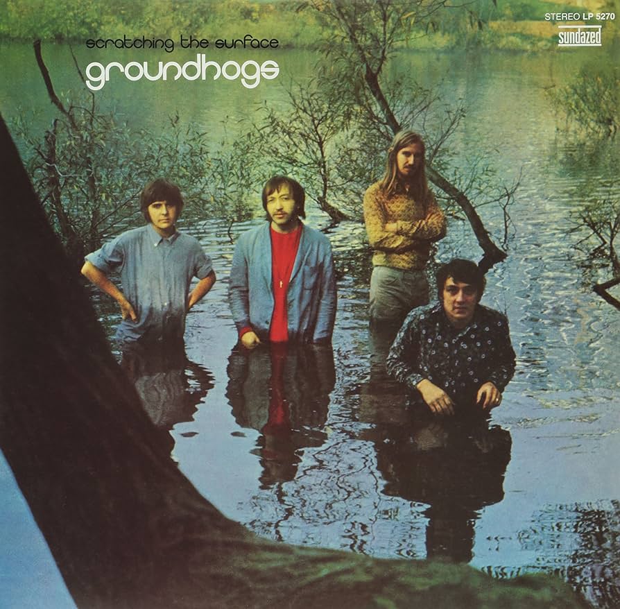 洋楽 Varnish / Scratching the Surface Scratching the Surface: The Groundhogs: Amazon.in: Music}