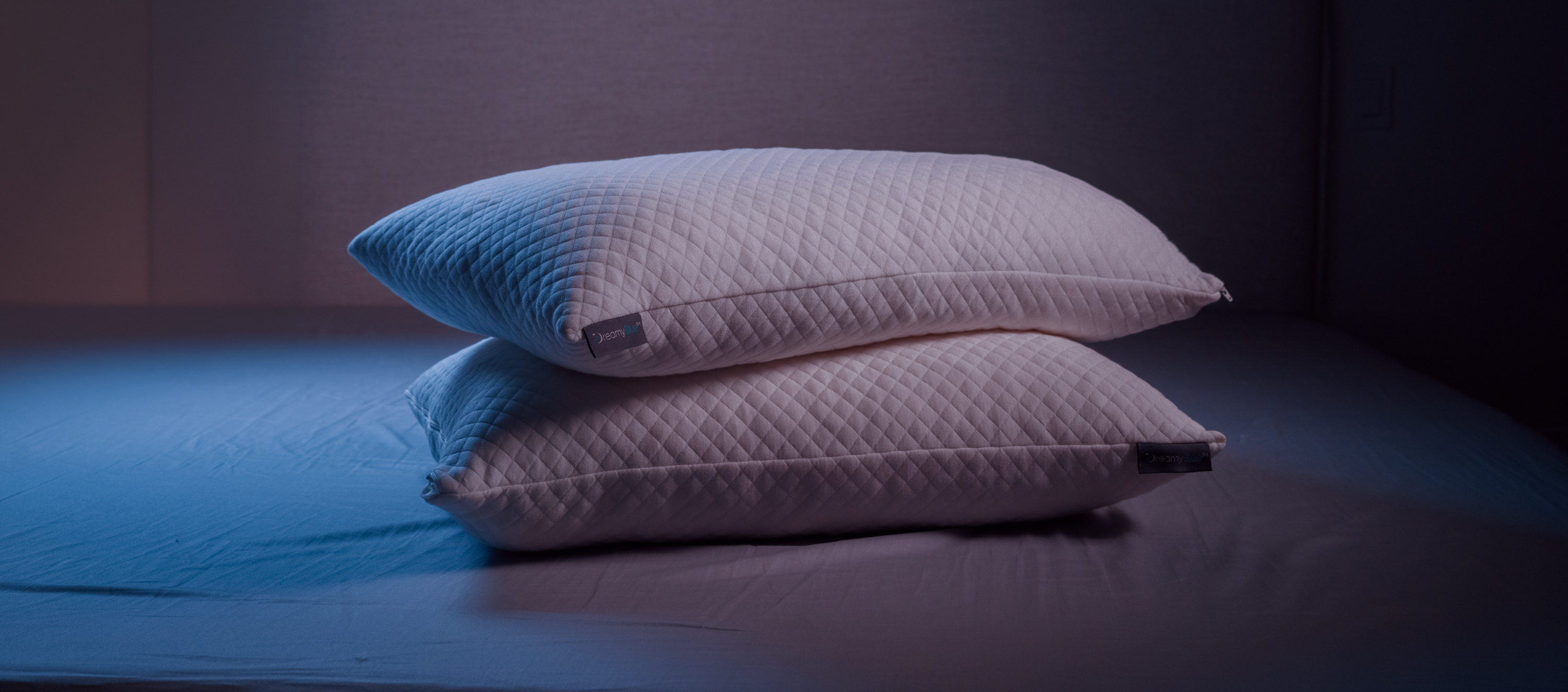 Amazon.com: DreamyBlue Signature Pillow w/Adjustable Loft