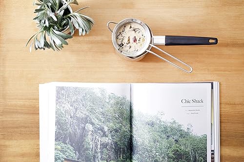 Miniatura 6 de Prana Chai Paquete de 2 bolsas de iniciación Chai Lovers que incluye tetera chai, colador de malla fina y 2 bolsas de mezcla masala totalmente