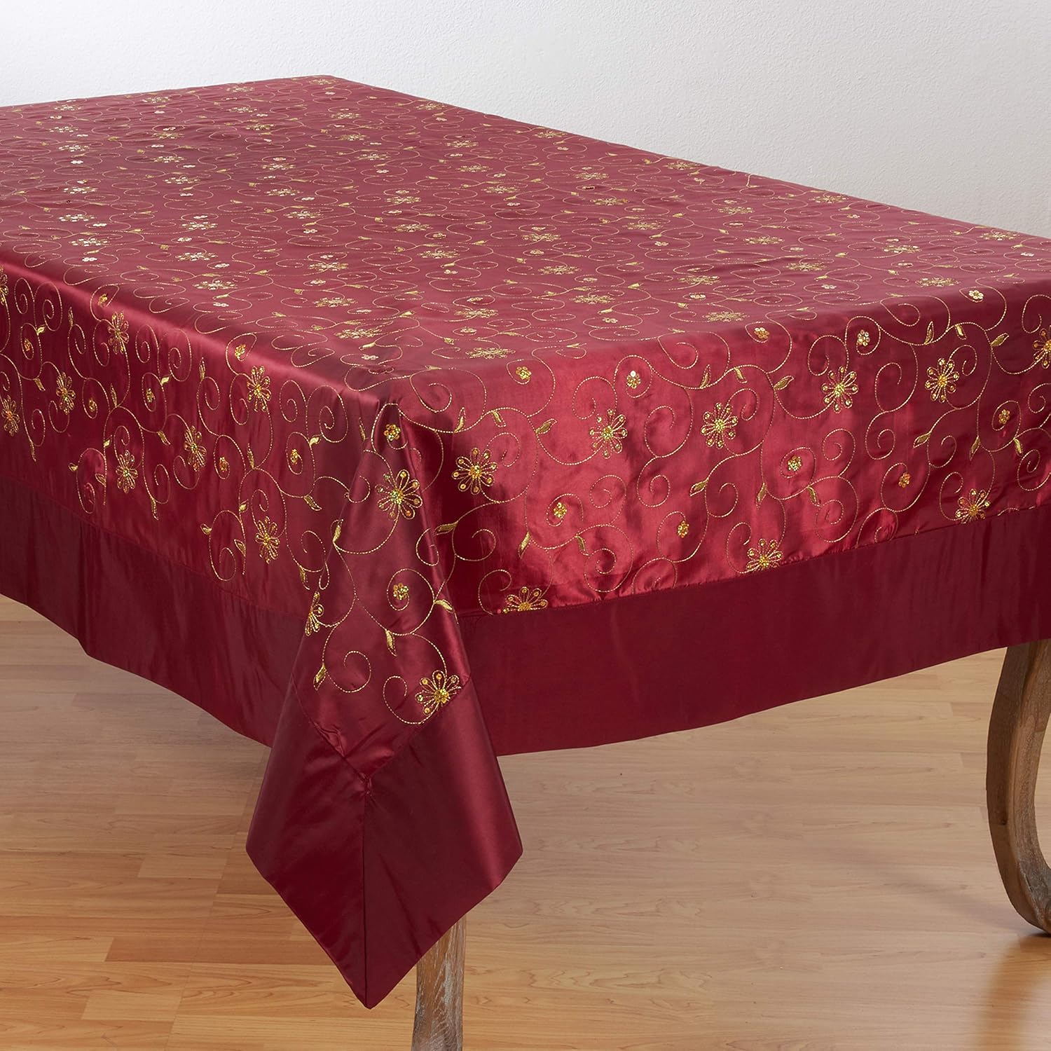 Beautiful Holiday Tablecloth With Embroidered And Sequined Design