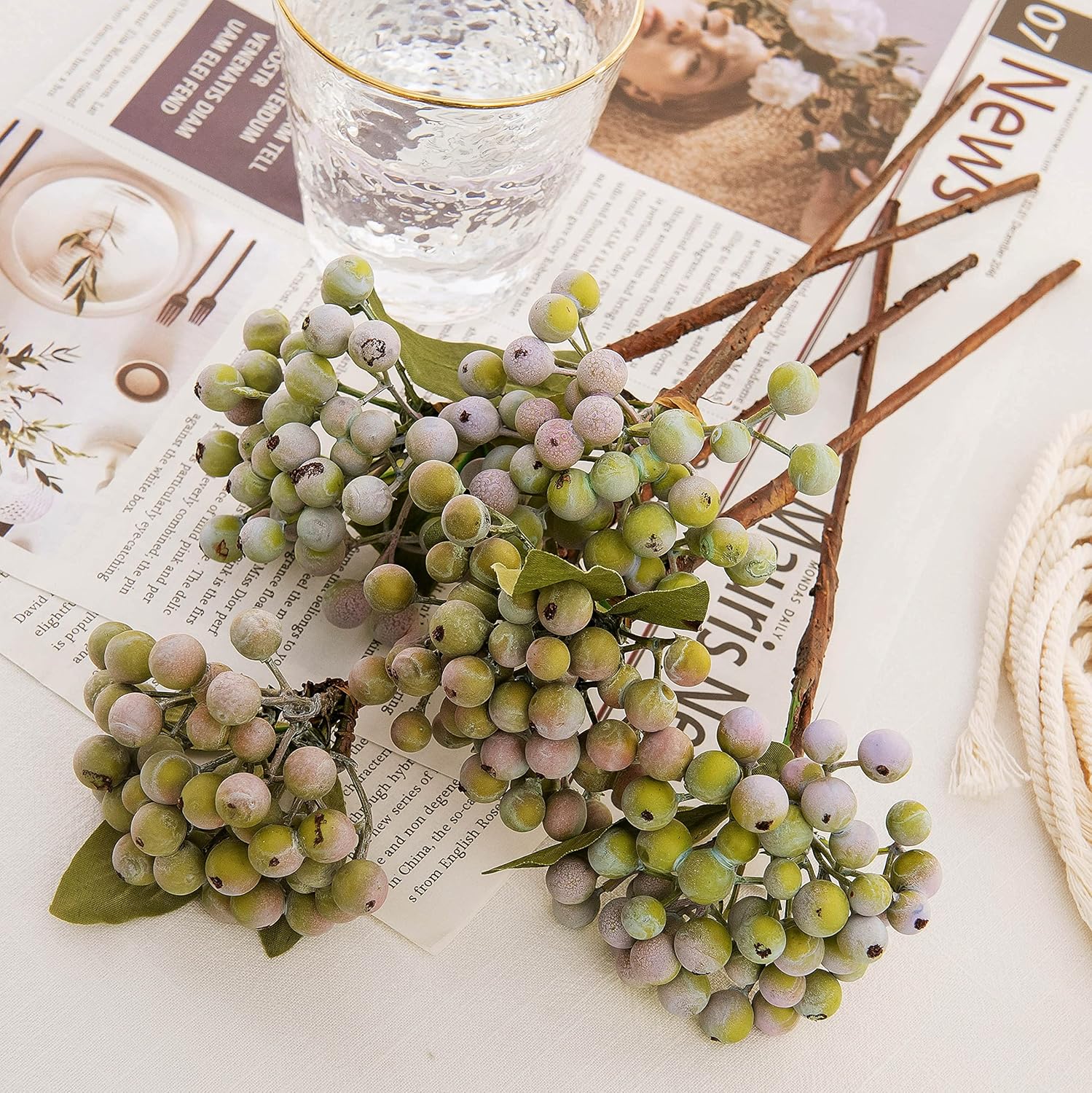 8 Bundles of 11.4" Artificial Berry Stems Floral Sprays Berry Fruit Picks for Home Décor Office Restaurant Wedding Garden Patio Shop Window Photography Props(Pinkish Green)