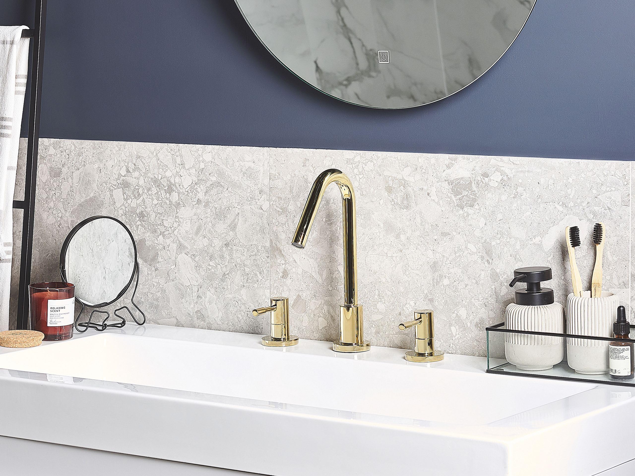 Grifo mezclador para lavabo metal brillante latón baño moderno grifo de doble mando dorado Kalambo