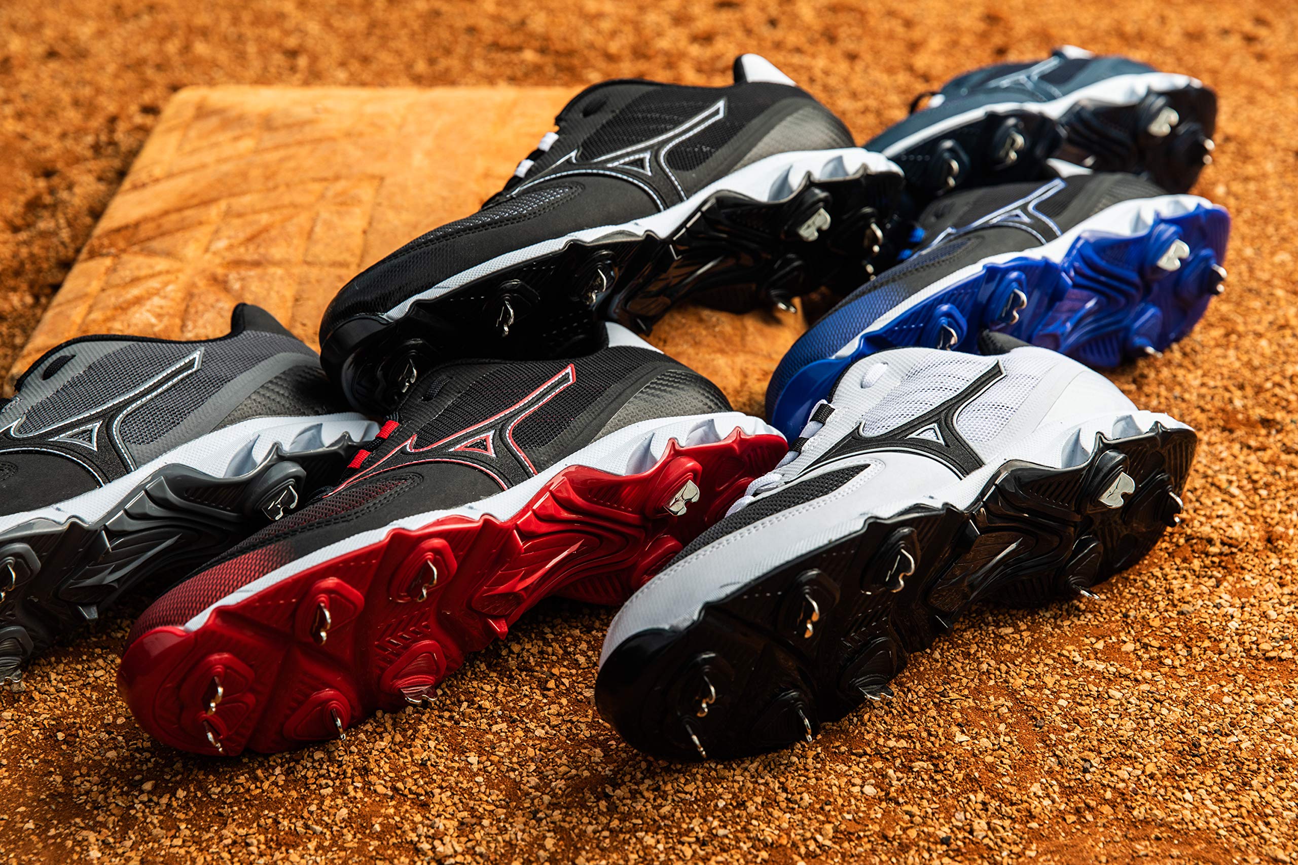 Amazon.com | Mizuno 9-Spike Dominant 2, Charcoal/Black, 7 