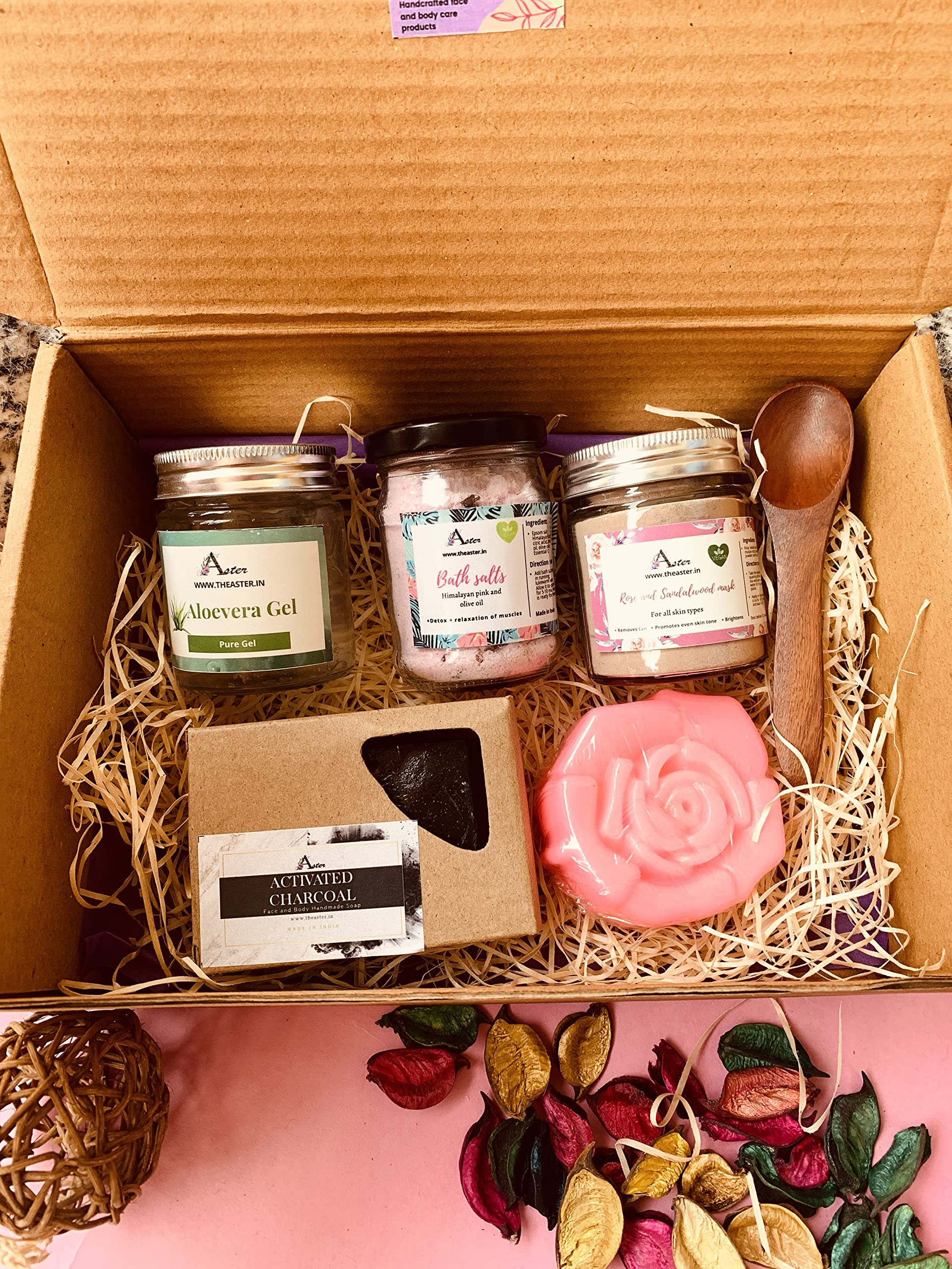 Aster holiday selfcare bundle, Women's day hamper, Pamper box, valentines day, Luxury gift hamper, natural skincare, all skin types, No Parabens and sulphate