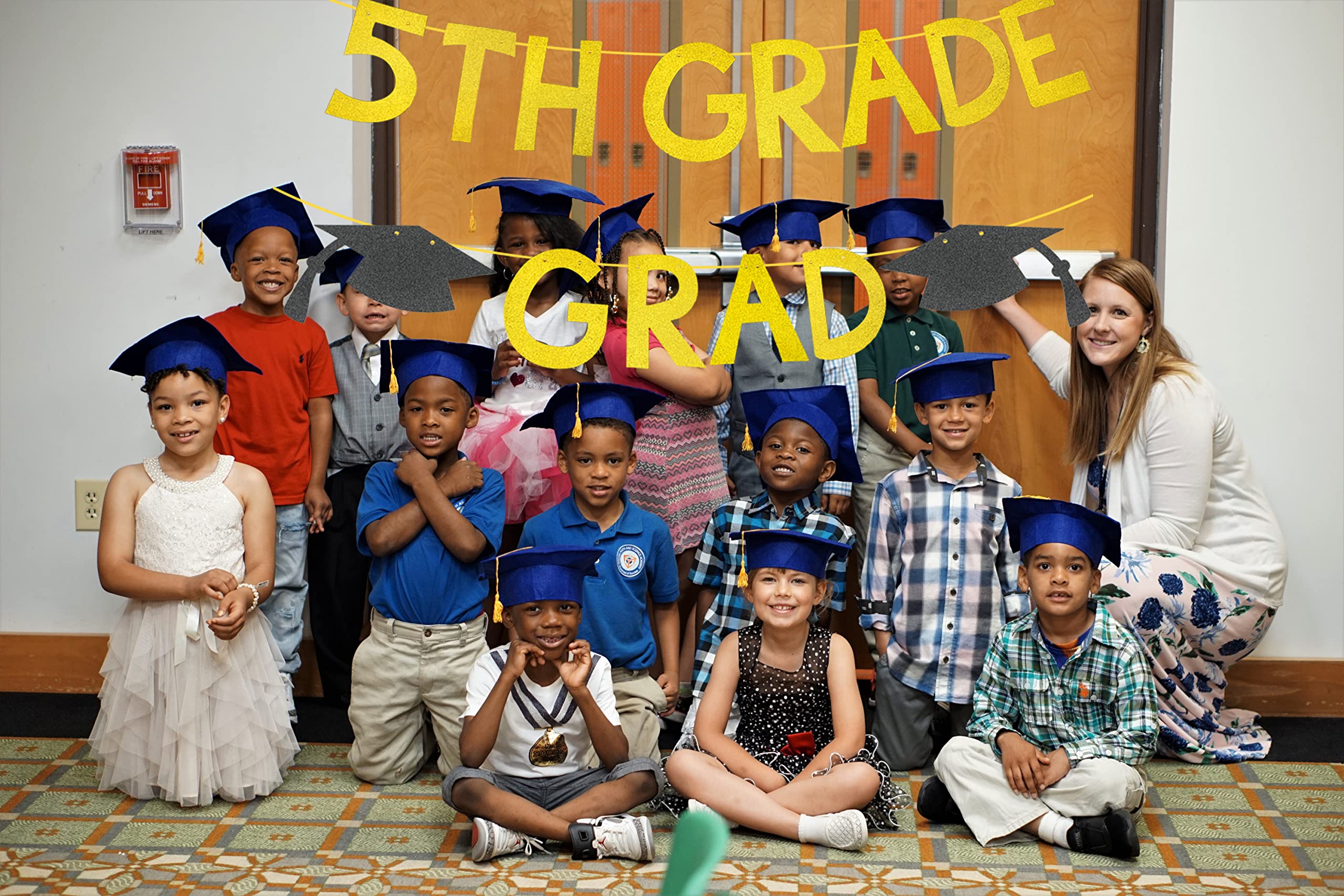 5th Grade Graduation Banner 2022 - Gold Glitter Decor For Kids Graduation Party, Boy Or Girl