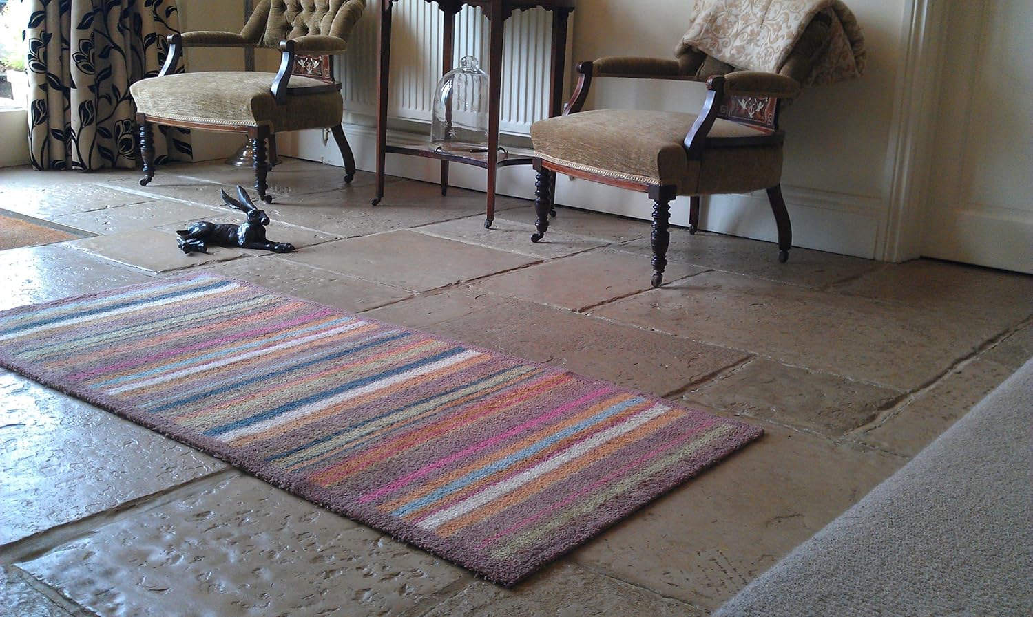 HUG RUG 65c X 150c STRIPE 32 THE Achine Washable, Dirt Trapper Door At/Runner