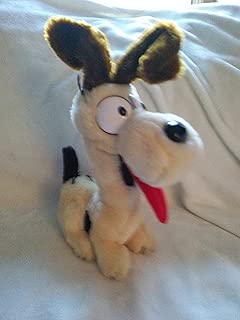 United Feature Syndicate Plush Odie Dog from Garfield 1983 14'' Inches - coolthings.us