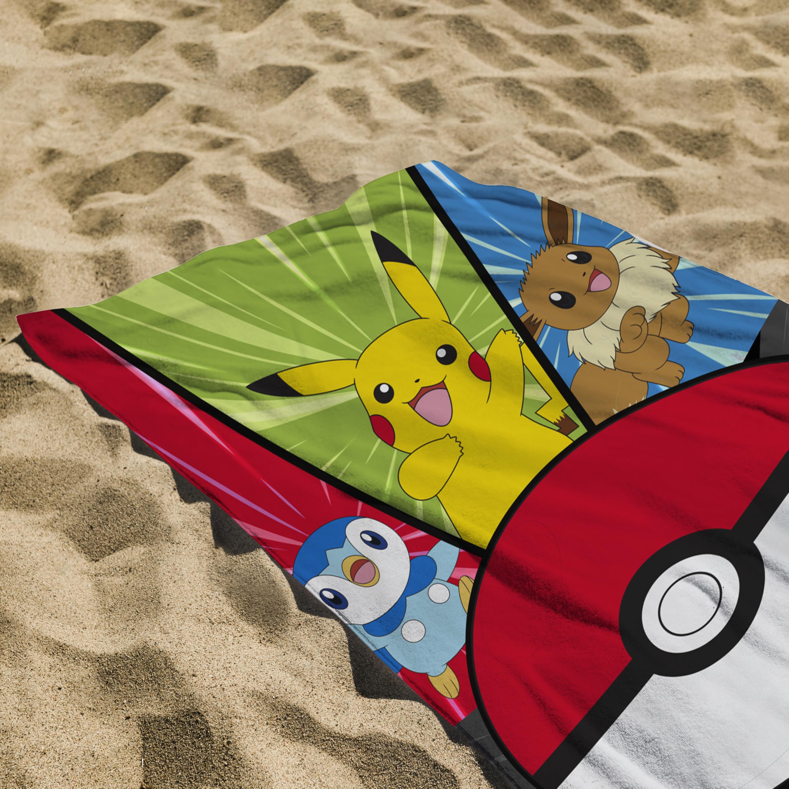 Character World Oficjalny ręcznik dla dzieci Pokémon | super miękki w dotyku, unite design z pikachu, pokeball, idealny do domu, wanny, plaży i basenu, jeden rozmiar 70 cm x 140 cm