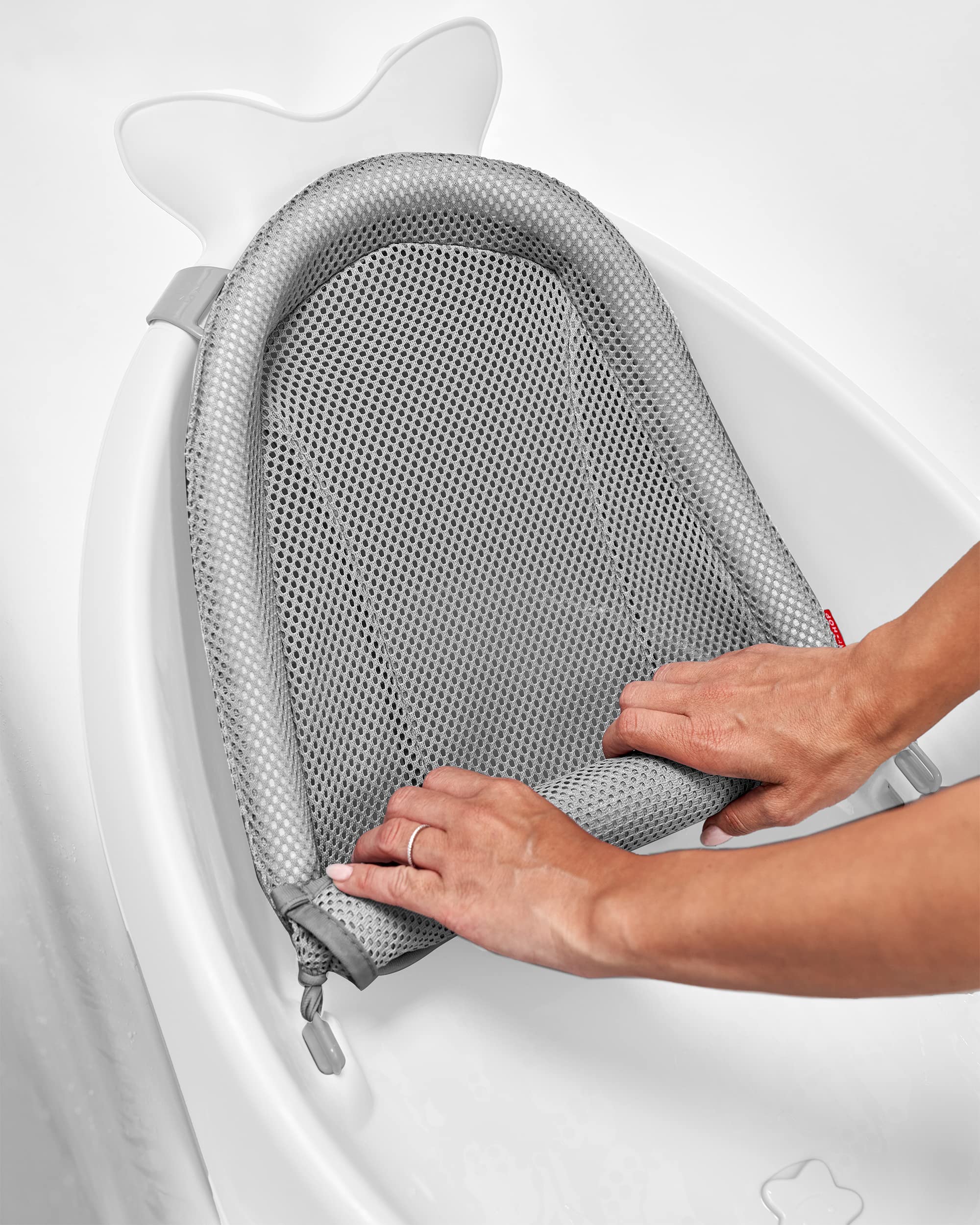 Skip Hop Badewanne Moby, weiß, 3 Stufen, PVC-frei, phthalatfrei, rutschfest, für Neugeborene mit Ablaufstöpsel (von Geburt bis 11 kg, Weiß)