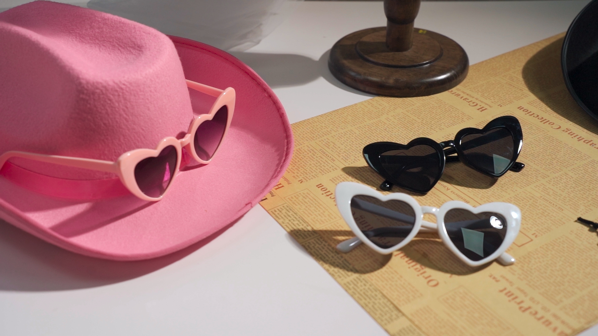 7538 12 Pcs Women Cowgirl Cowboy Hats Bachelorette Cowboy Hats For Bridal Women main image 3