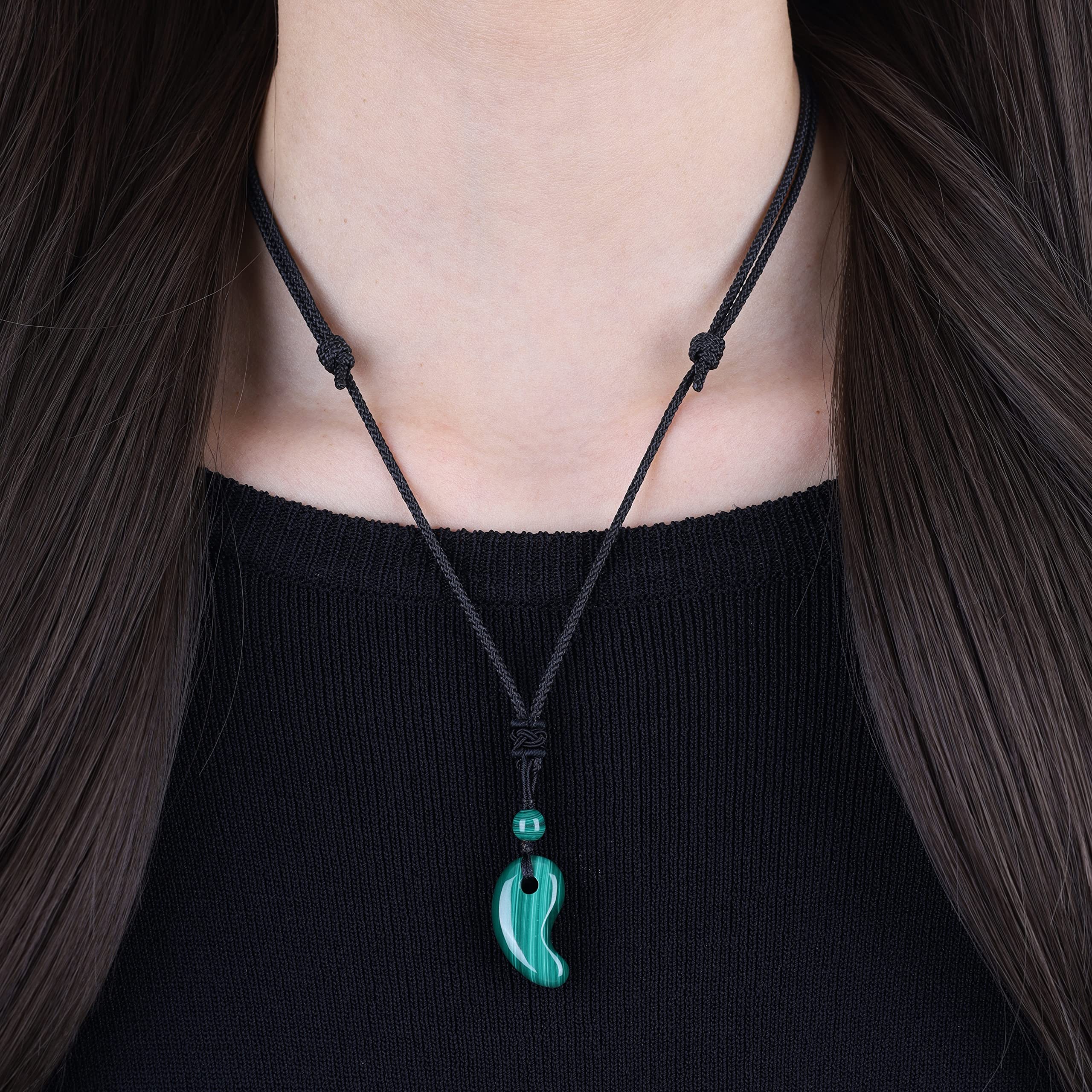 COAI Collana da Uomo e da Donna con Ciondolo Pendente Magatama in Pietre Naturali Intarsiate con Totem Animali, Collana Pietra Naturale Unisex Laccio Regolabile