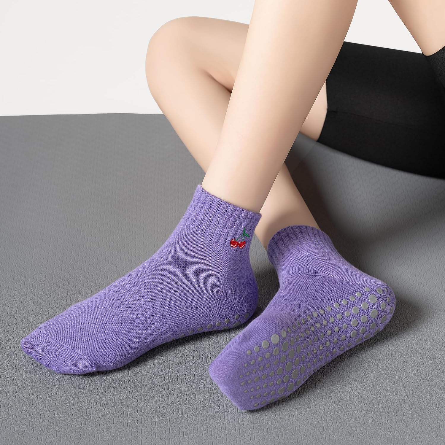Women Non Slip Pilates Grip Socks, Cute Grippy Socks for Yoga Barre