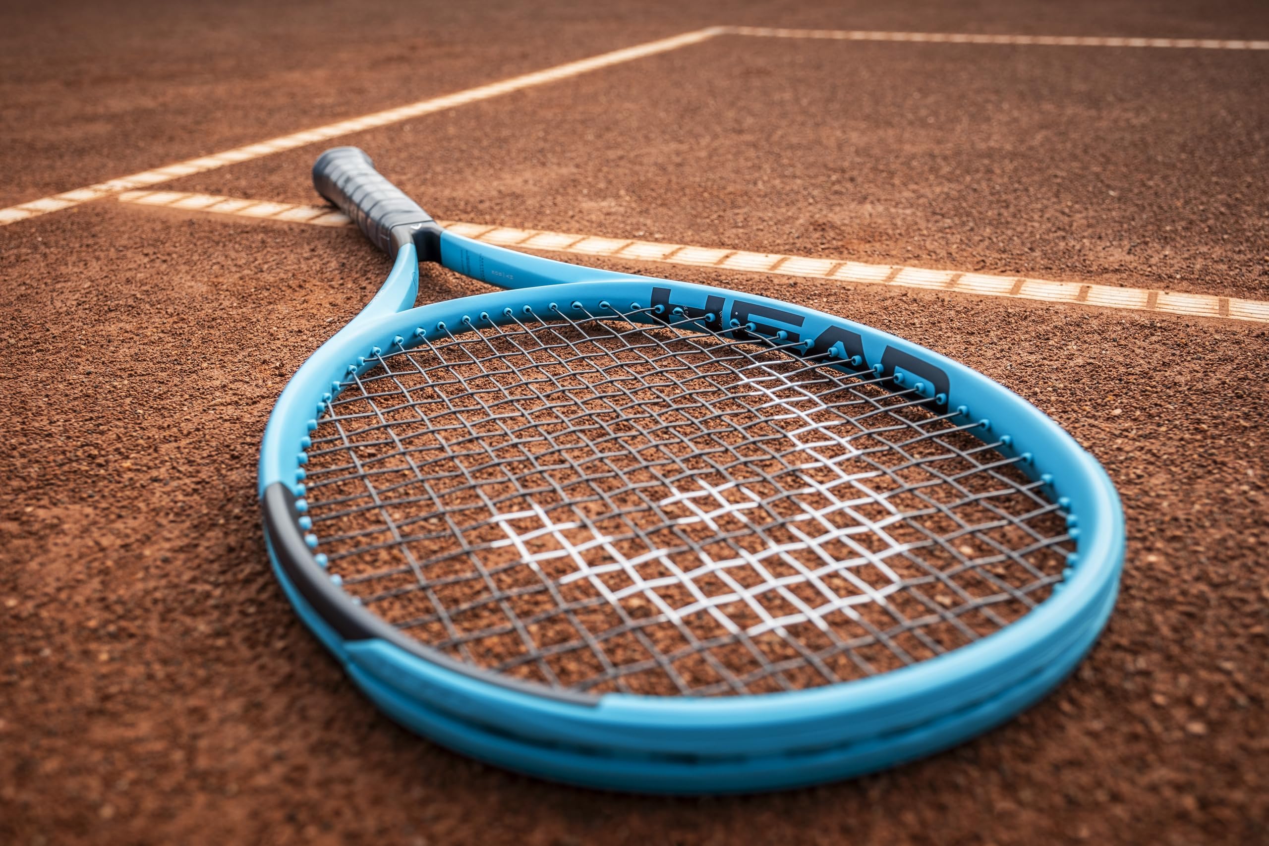 HEAD Boom MP 2026 Racchetta da tennis per giocatori intermedi e avanzati, tensione media con corda Velocity 16 g