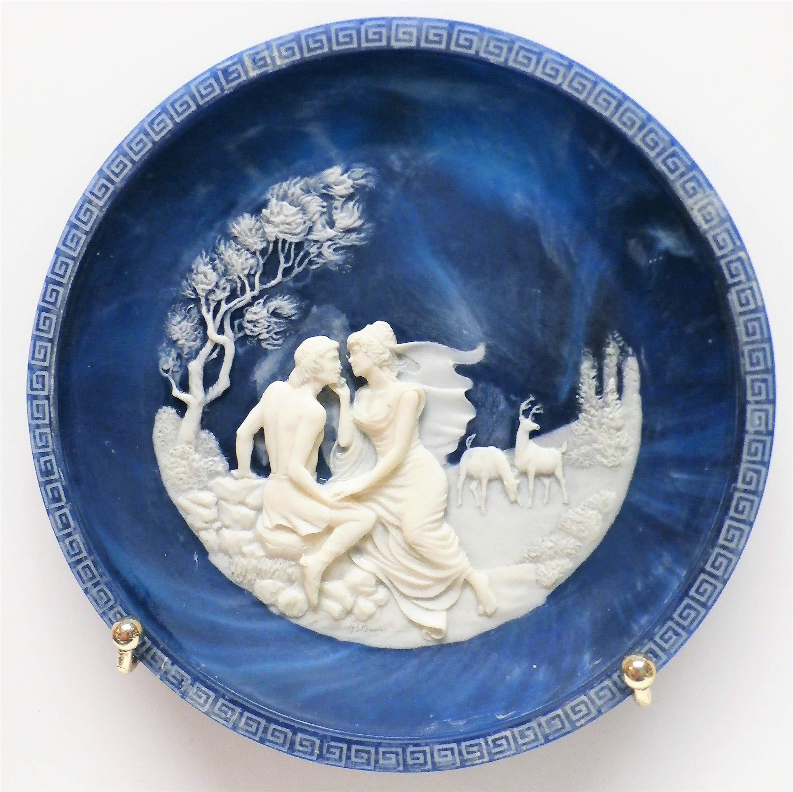 Amazon.com: Bradford Exchange Incolay Cameo Collector Plate The