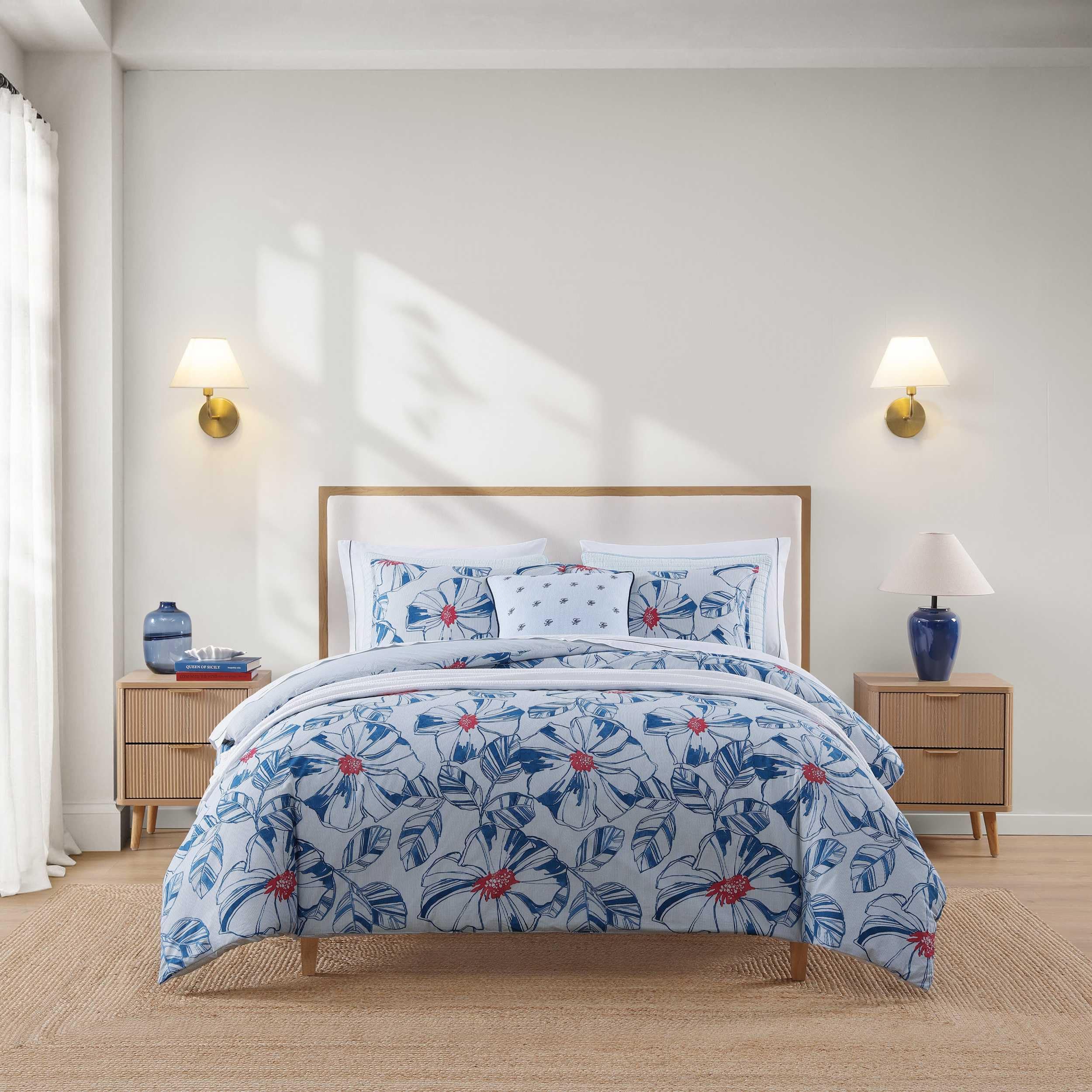 Tommy Hilfiger - Queen Comforter Set, Reversible Floral & Striped