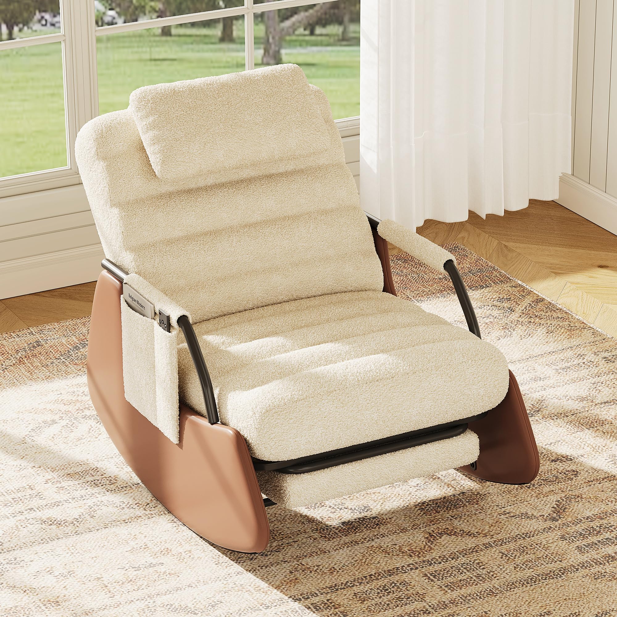 Schaukelstuhl mit Fußstütze, Rückenlehne verstellbar, 3 Positionen, Schaukelstuhl, Relaxsessel mit Kopfstütze, Armlehnen aus Holz, für Wohnzimmer, Schlafzimmer, Lesen (Lammfell, Beige A)