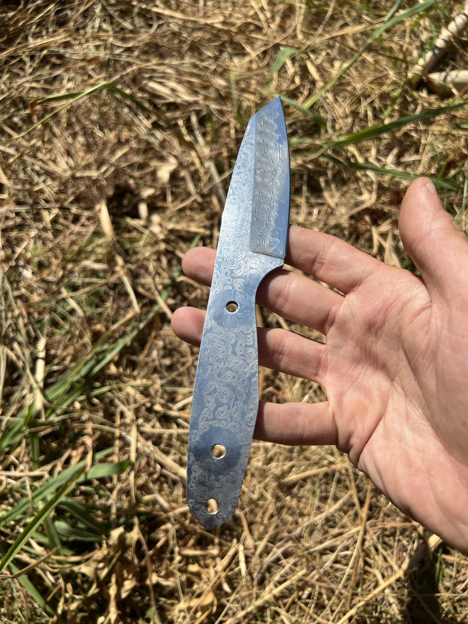 Coltello Lama Grezza Acciaio Damasco Creazione Coltellinaio Artigianato Fisso Caccia Collezione Custom EDC Attività Campeggio Artigianale San Mai Suminagashi Mano Regalo Uomo Full Tang Forgiato Estern