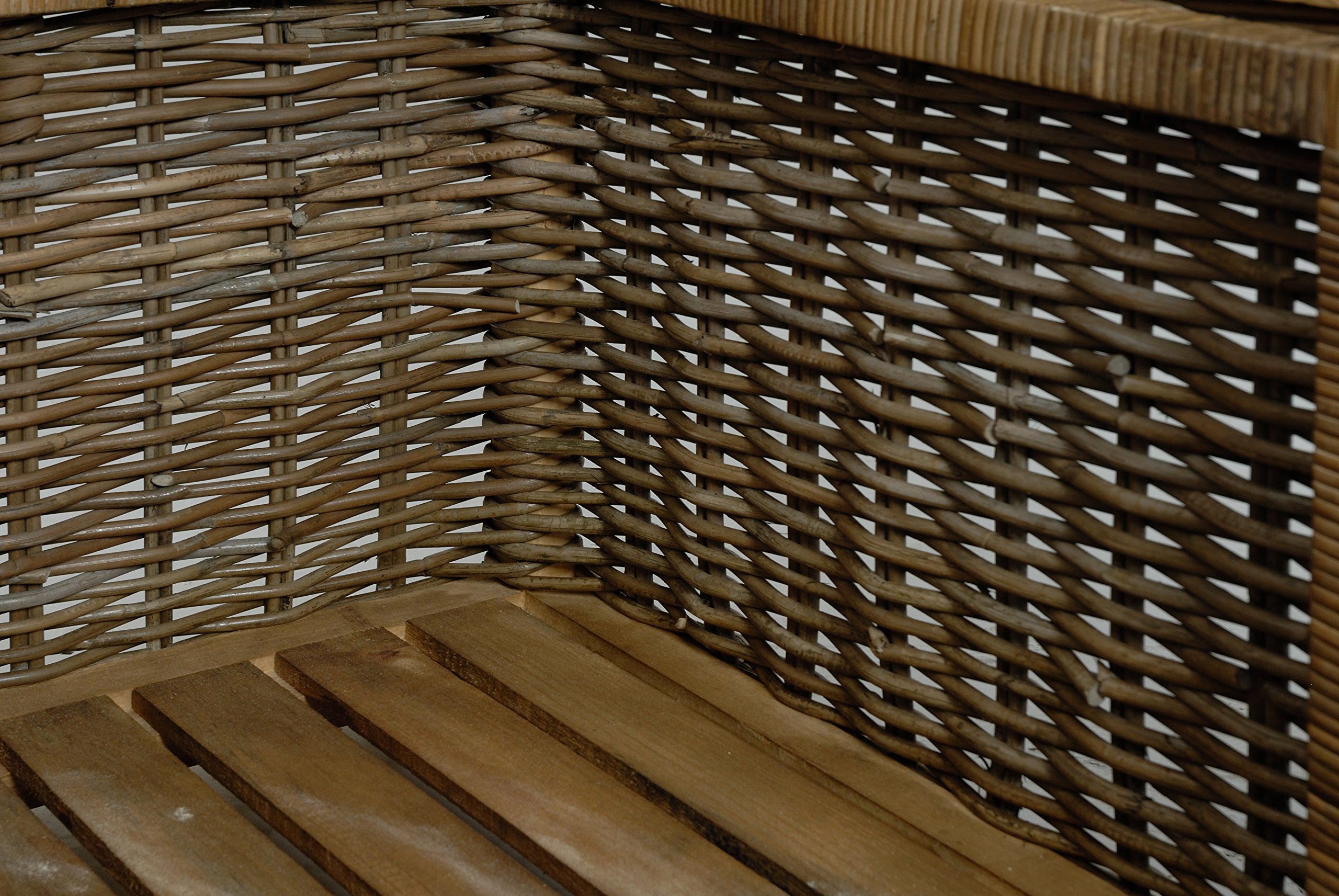 Stabiler Couchtisch auch als Holztruhe, Holzkiste XXL einsetzbar/aus echtem Rattan und Holz/massive Kiste, Truhe für Brennholz (110x70cm)