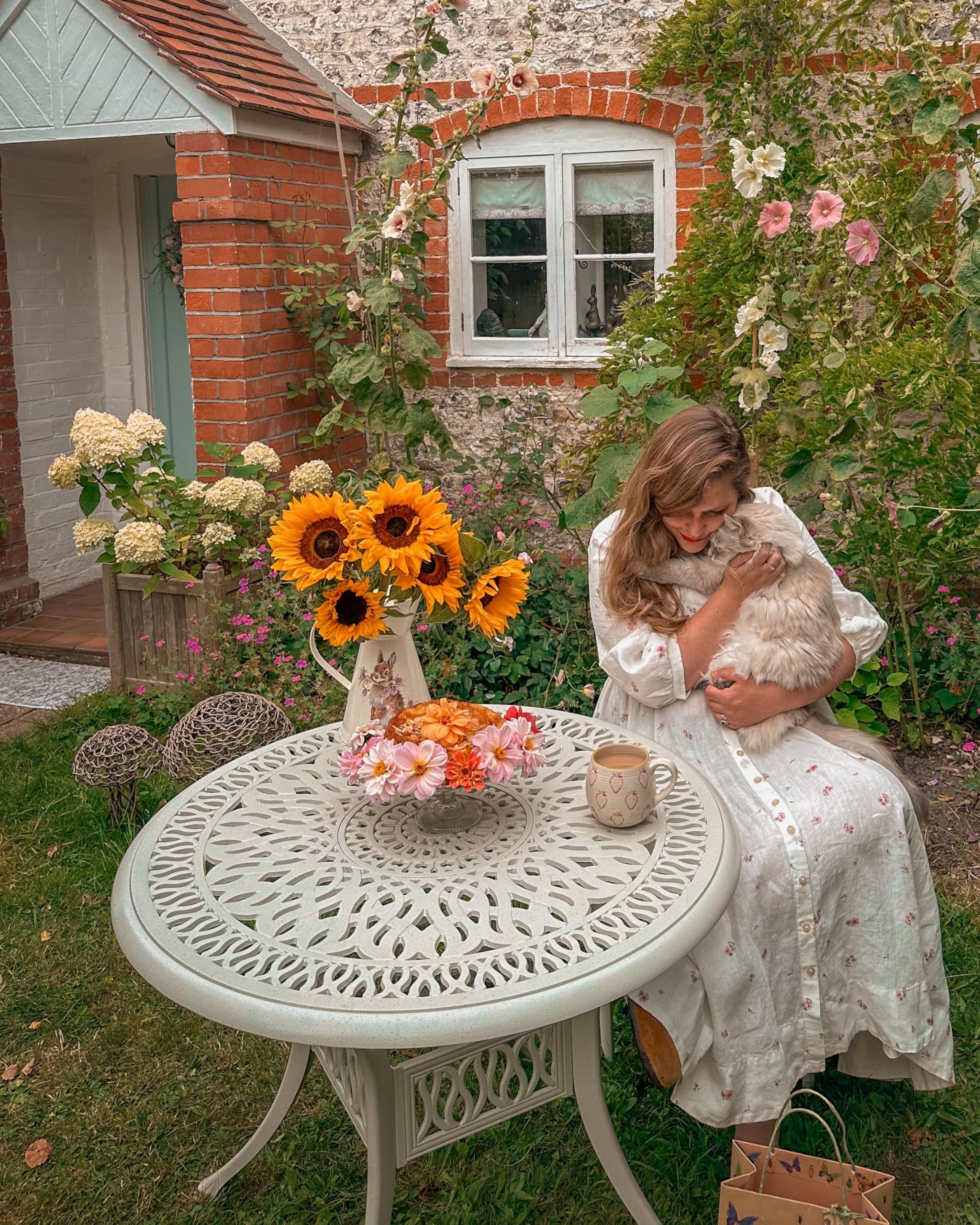 Tavolo Rotondo da Giardino Stile Vintage Alluminio Bianco sporco ø 90 cm